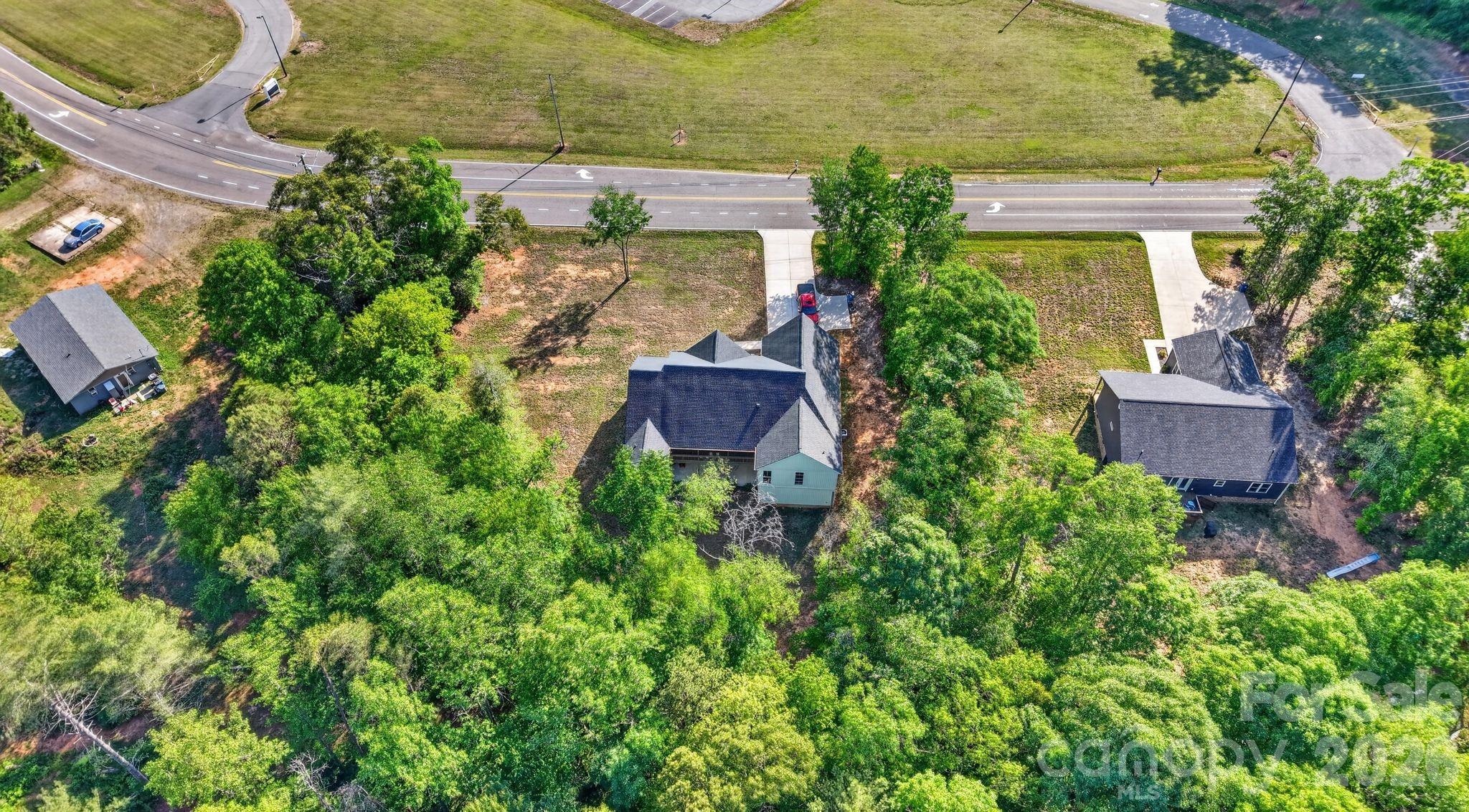 1182 Cape Hickory Road — Hickory