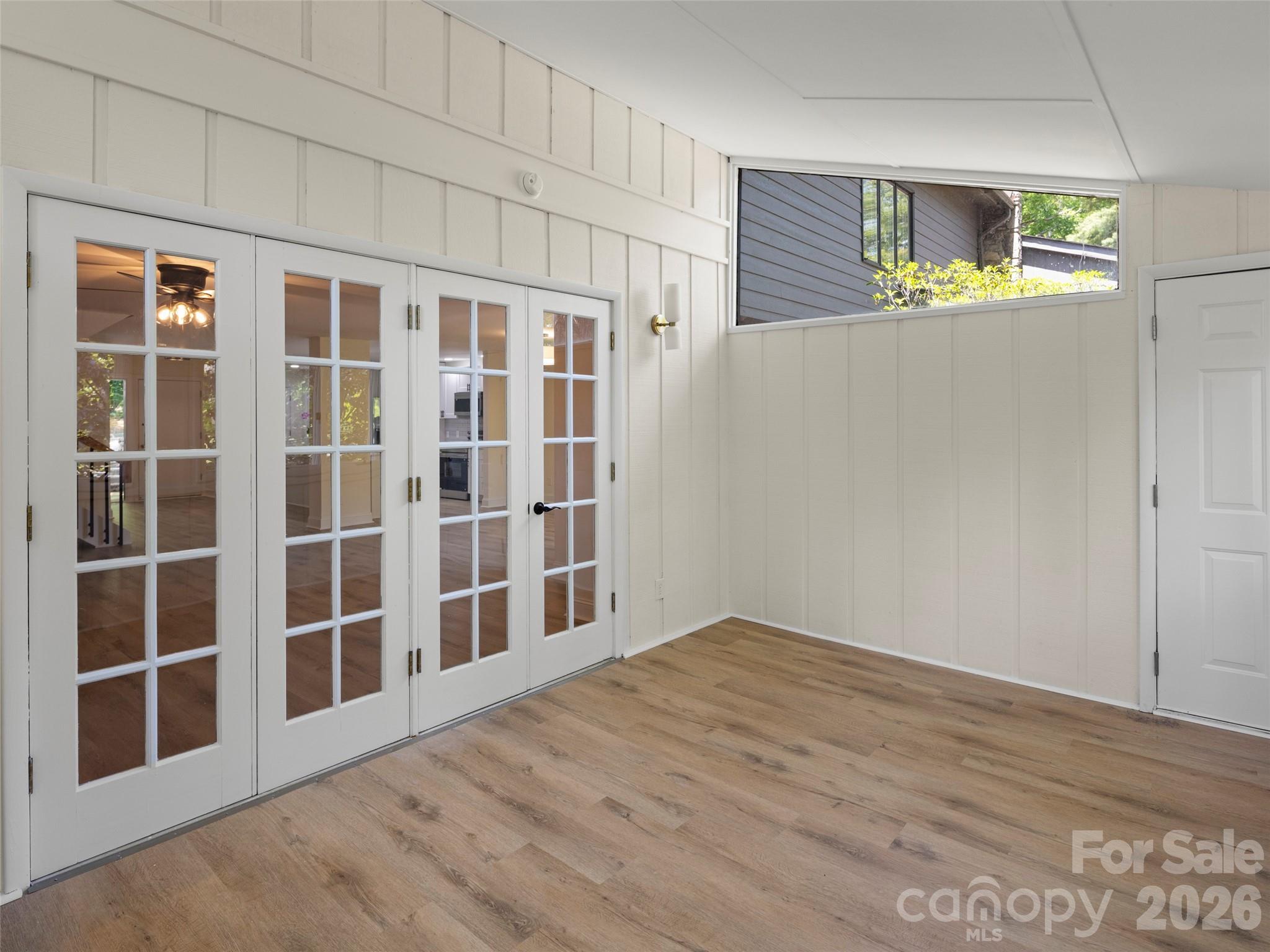 203 Crowfields Drive — Asheville