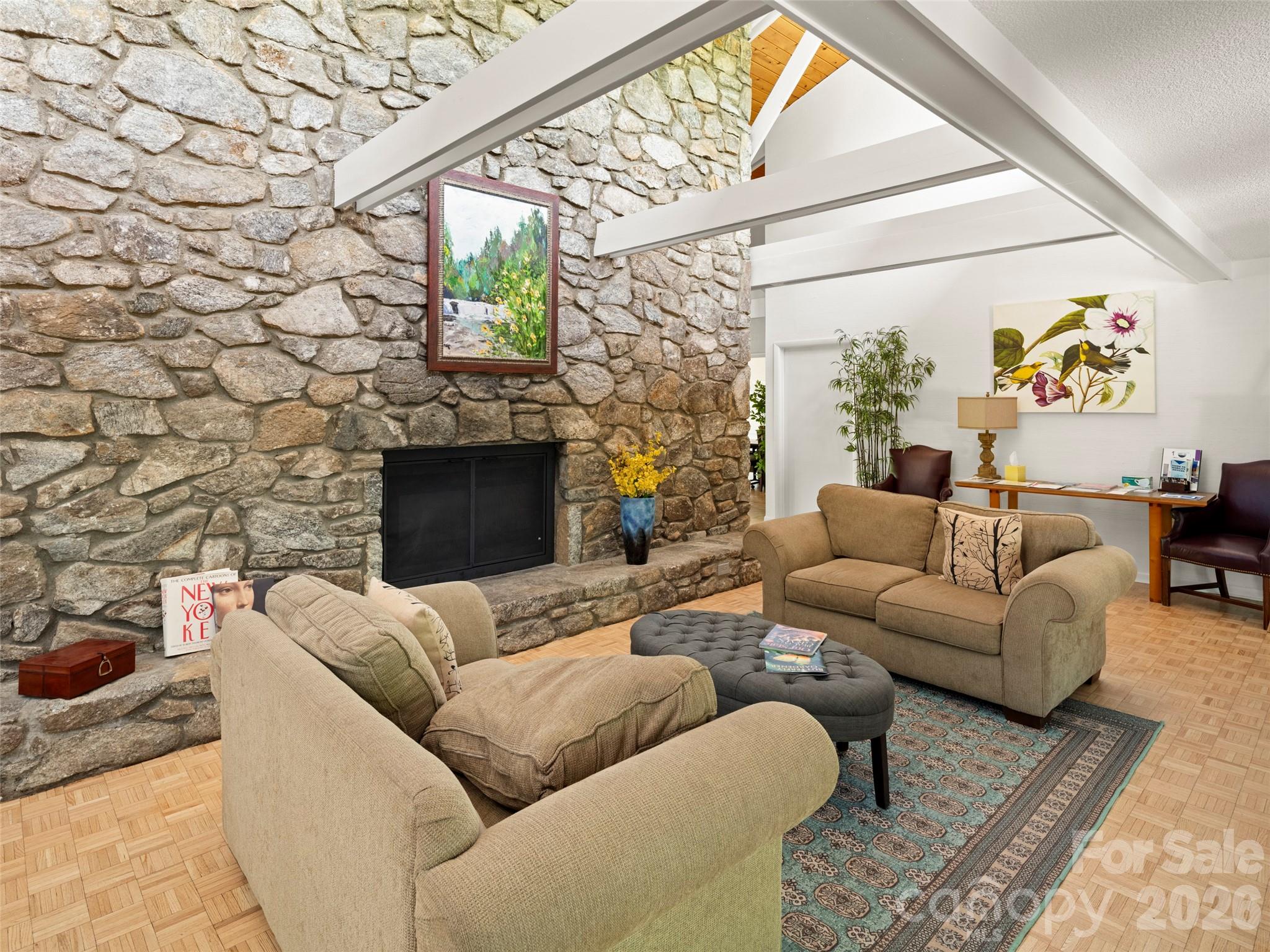 203 Crowfields Drive — Asheville