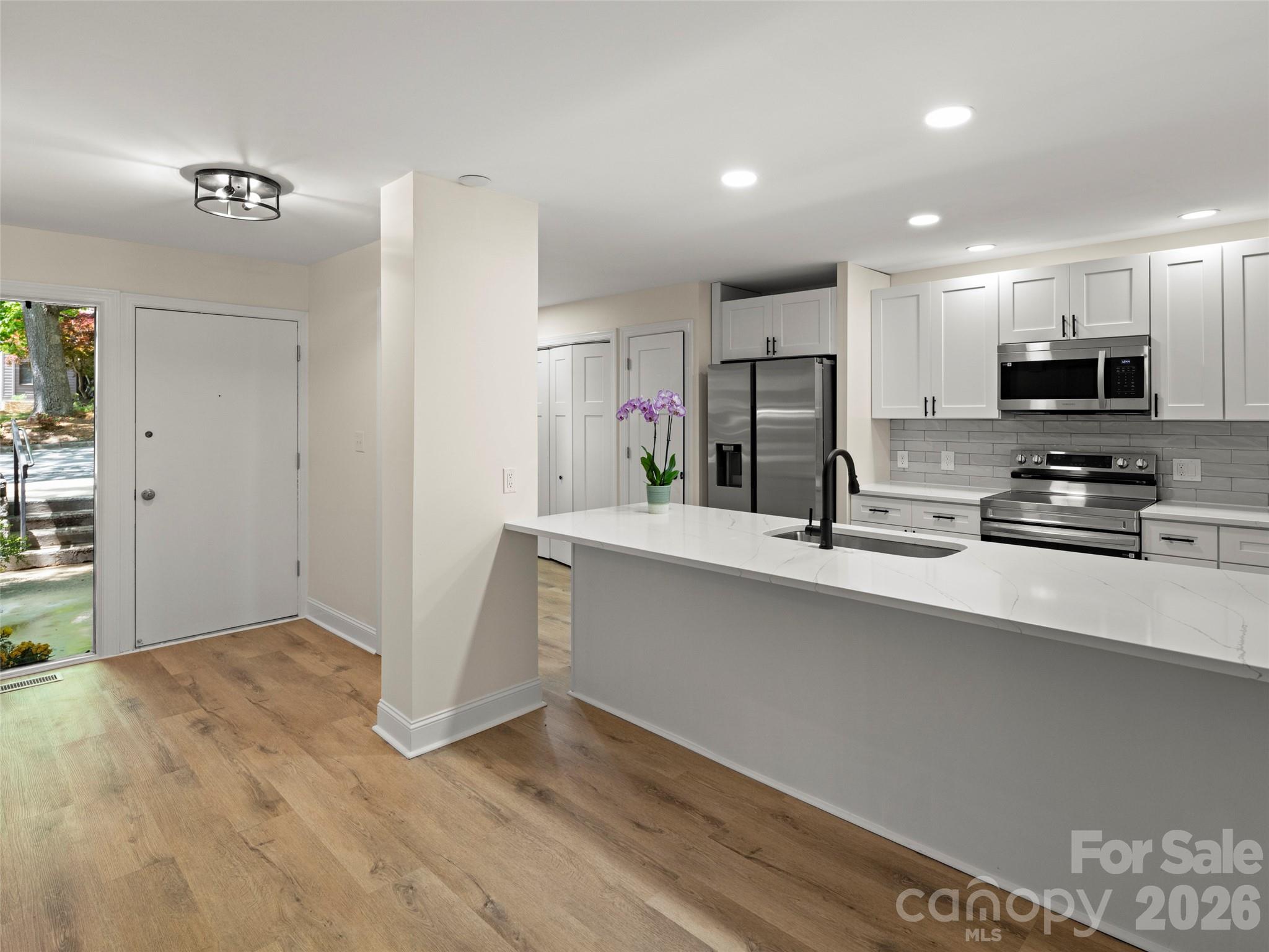 203 Crowfields Drive — Asheville