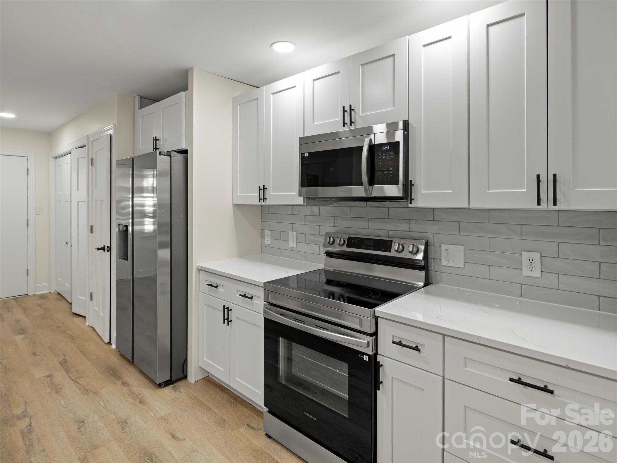 203 Crowfields Drive — Asheville