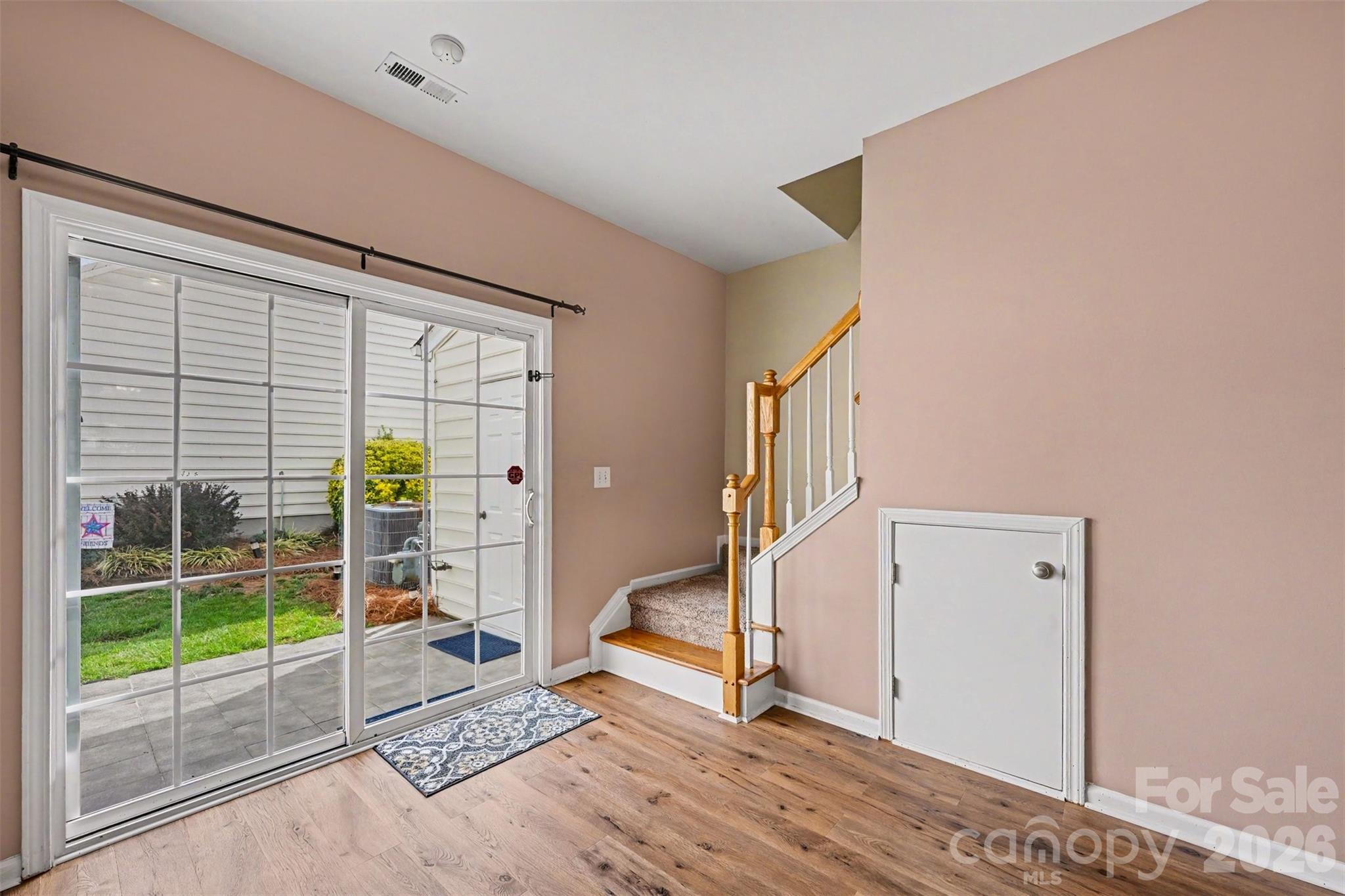 1033 Woodglen Lane — Matthews