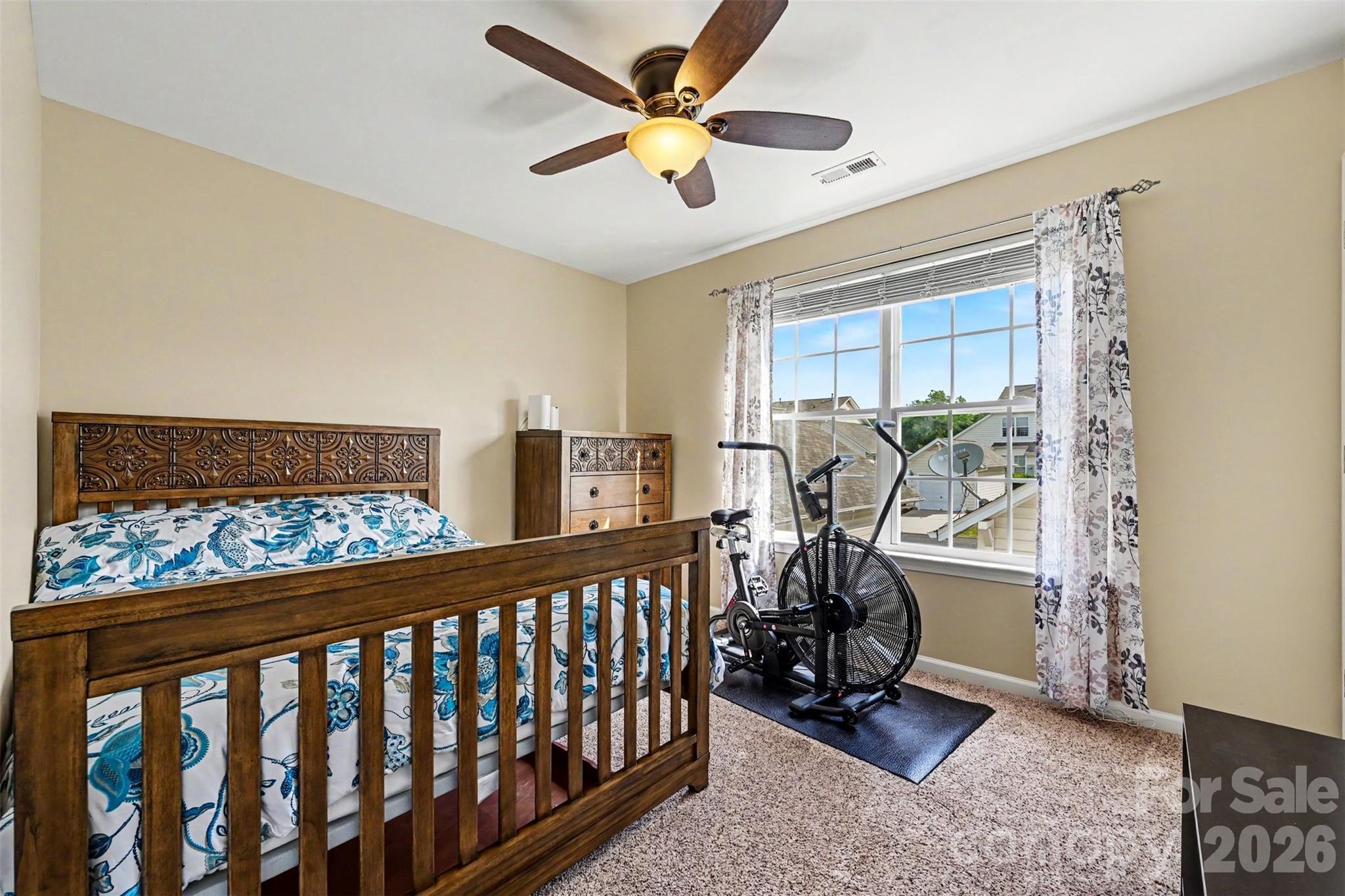 1033 Woodglen Lane — Matthews