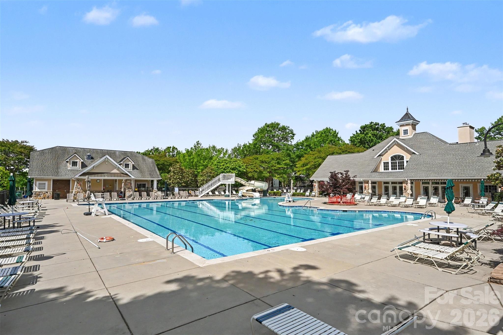 1033 Woodglen Lane — Matthews