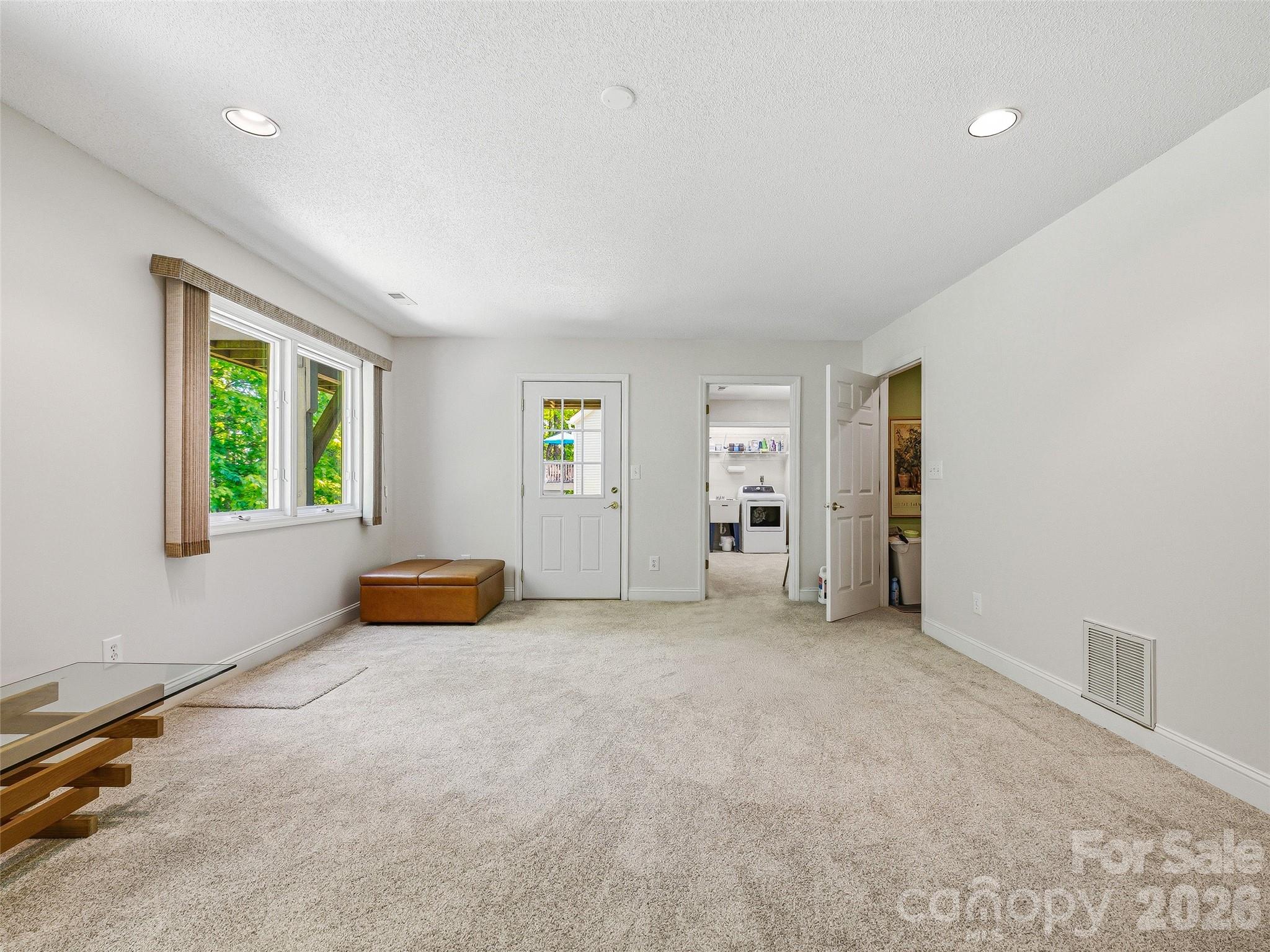119 Carriage Walk Lane — Hendersonville