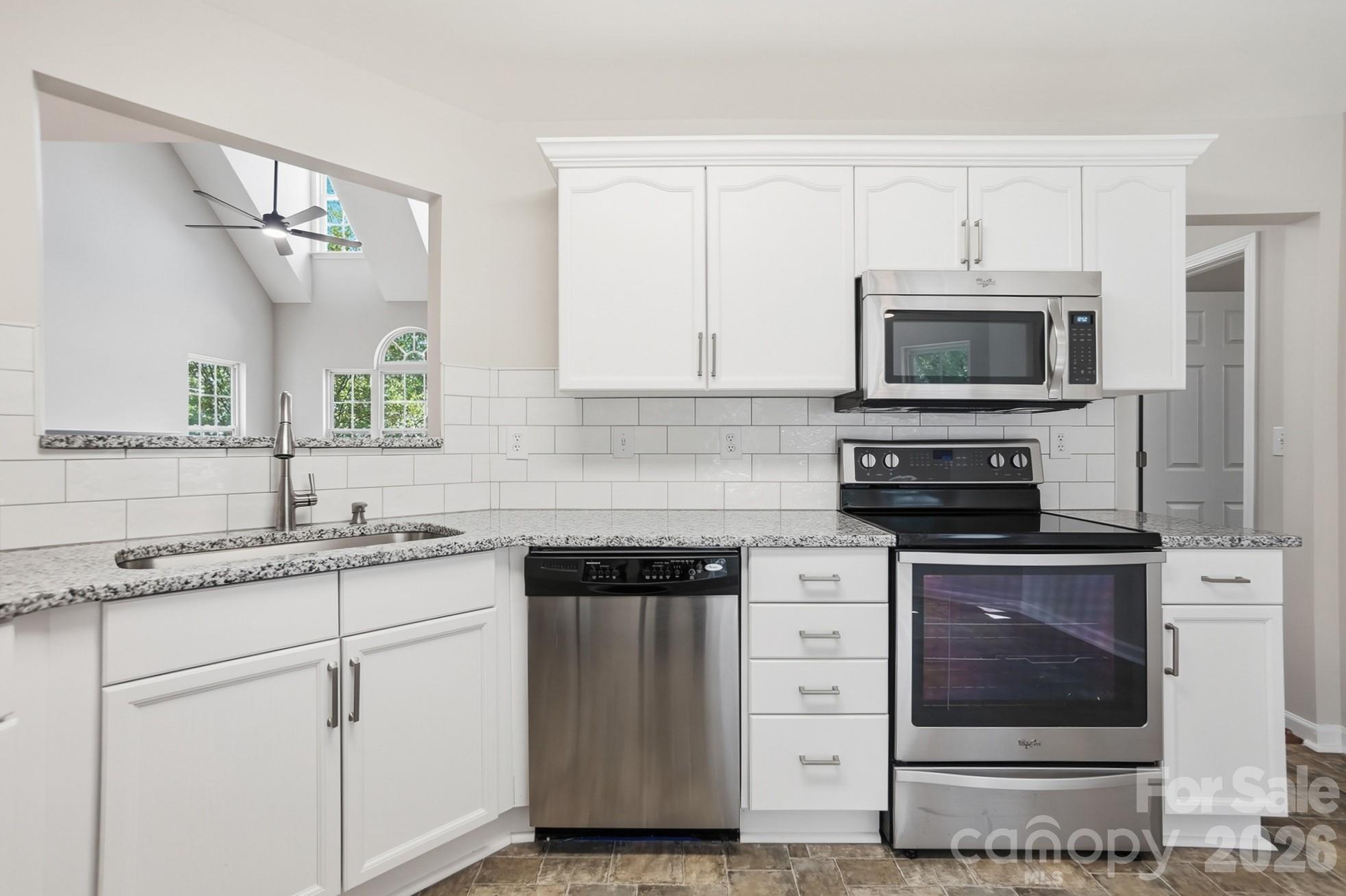 13919 Ballyshannon Lane — Charlotte