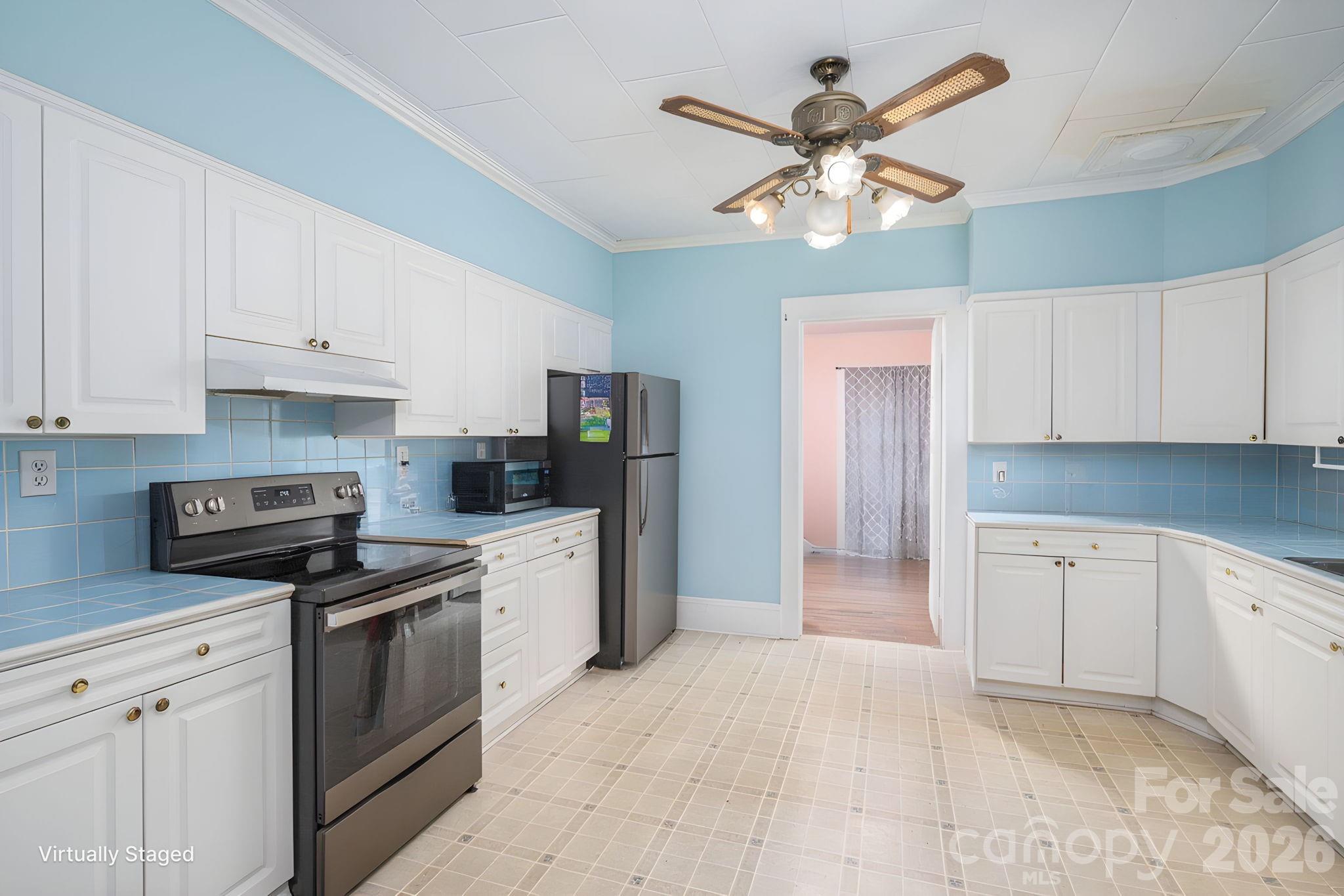 101 Huss Avenue — Cherryville