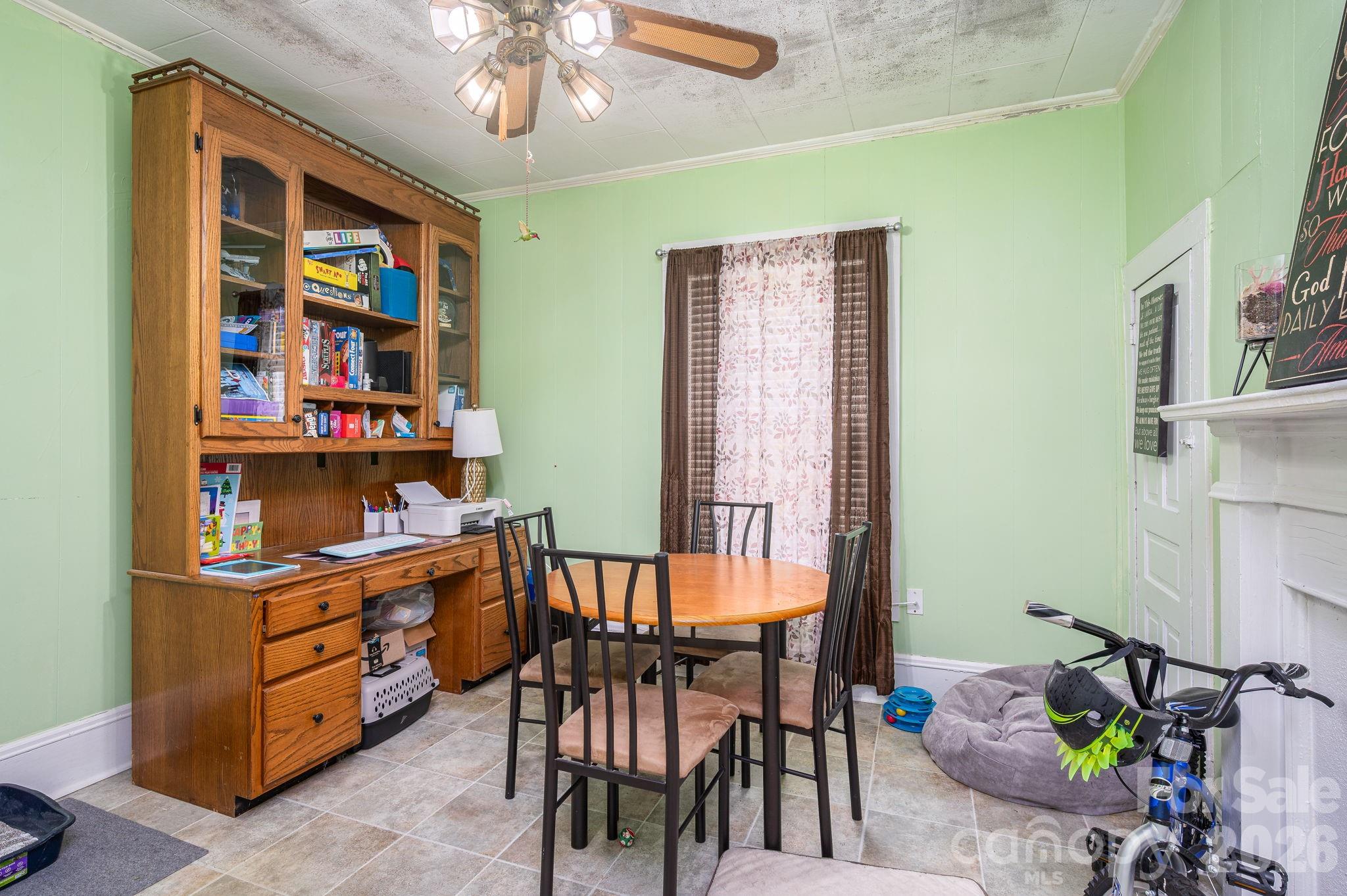 101 Huss Avenue — Cherryville