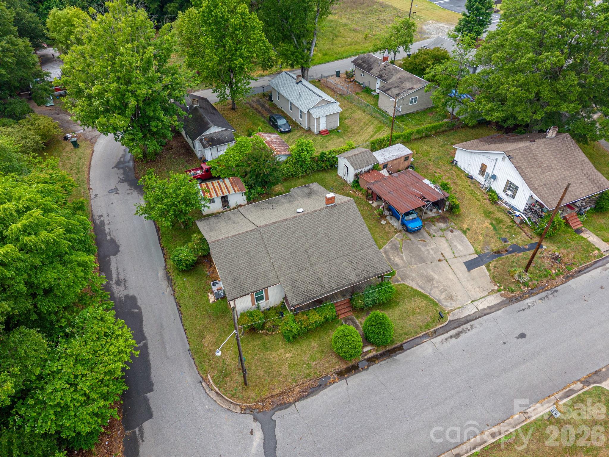 101 Huss Avenue — Cherryville