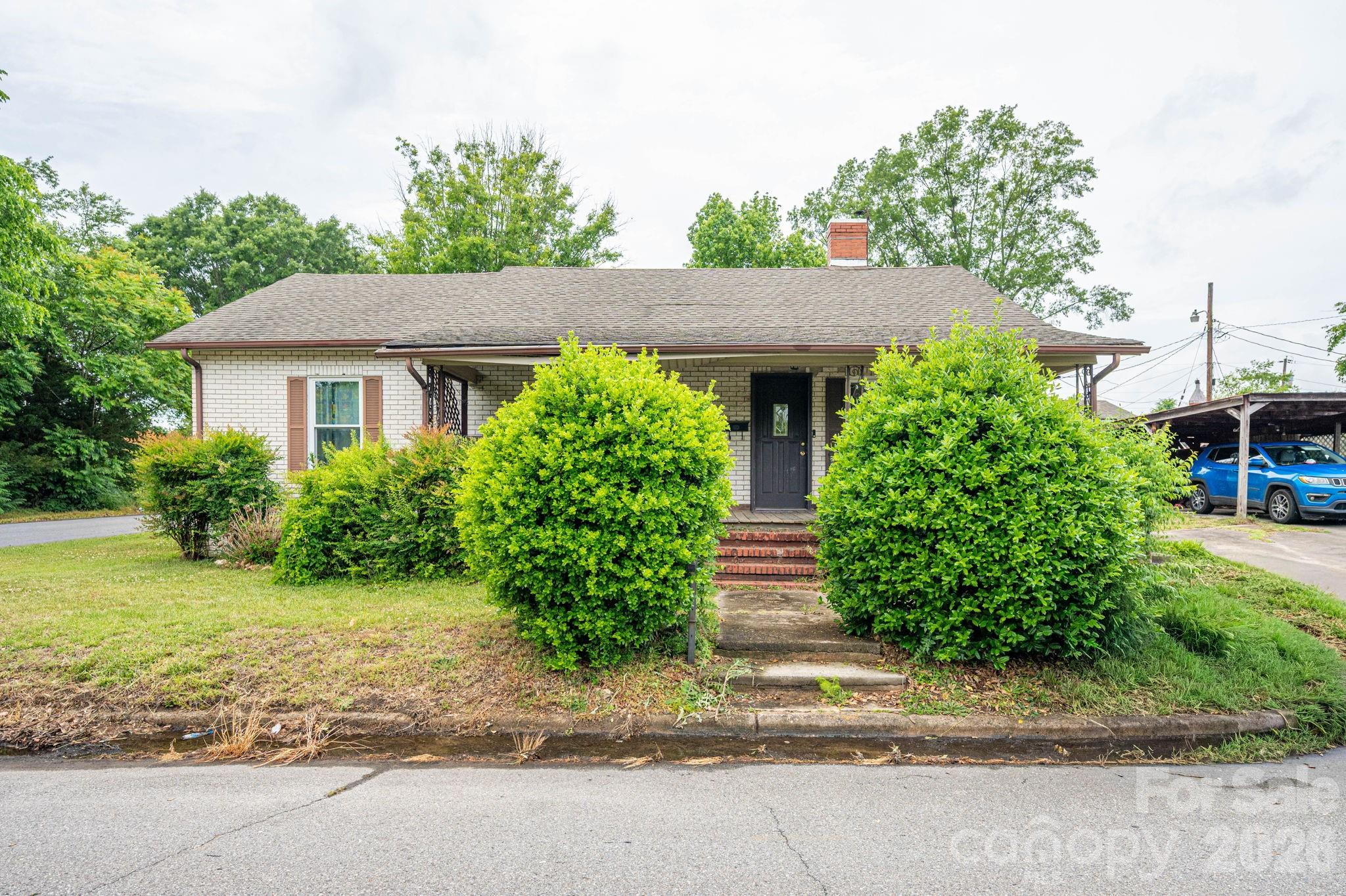 101 Huss Avenue — Cherryville
