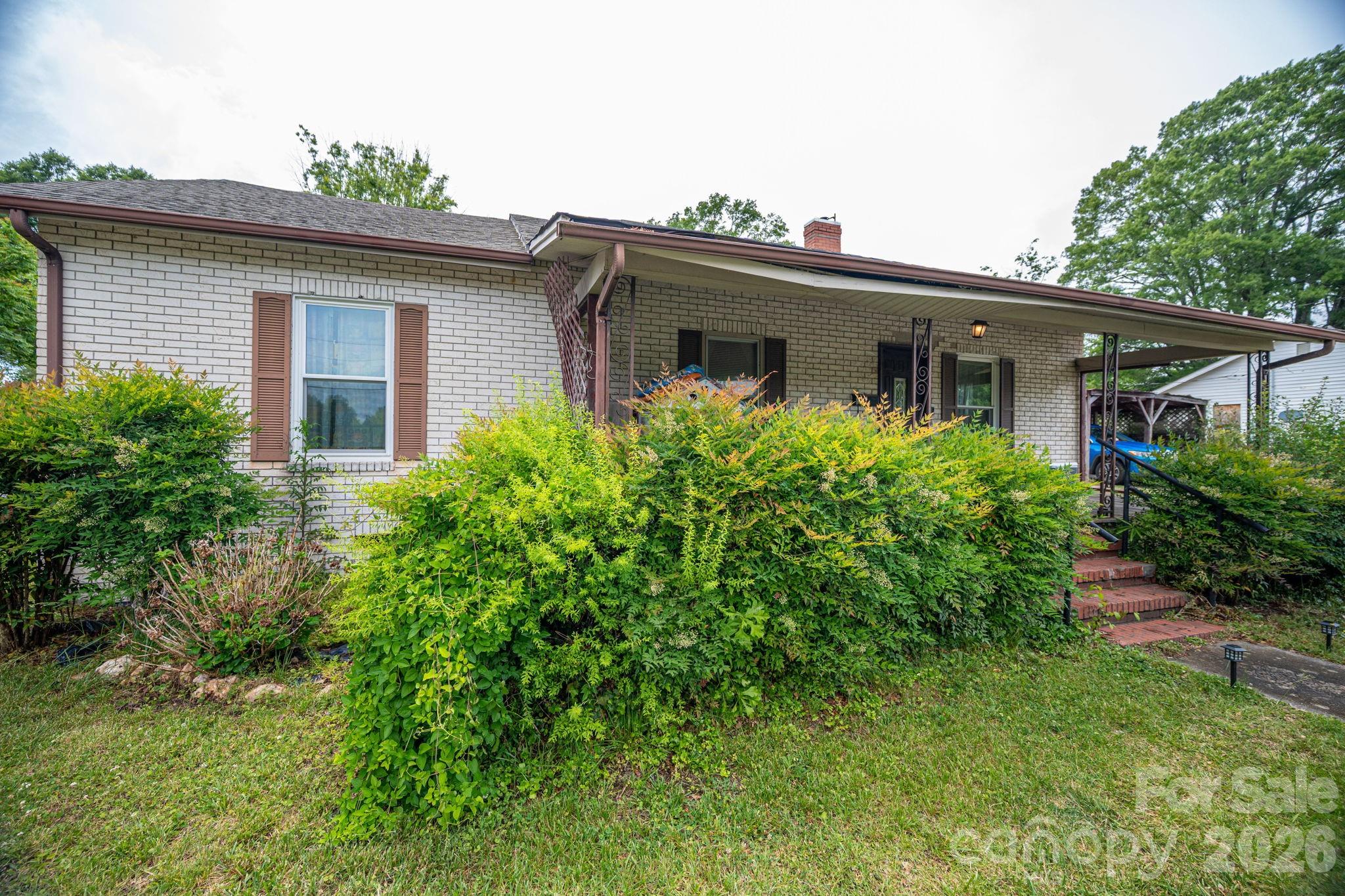 101 Huss Avenue — Cherryville