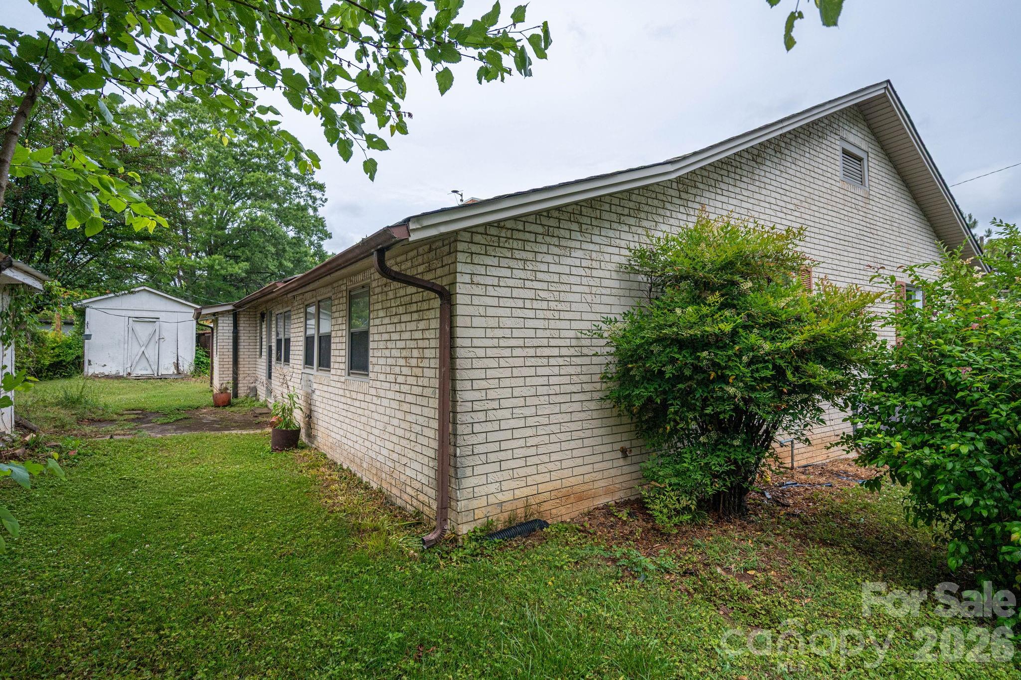 101 Huss Avenue — Cherryville