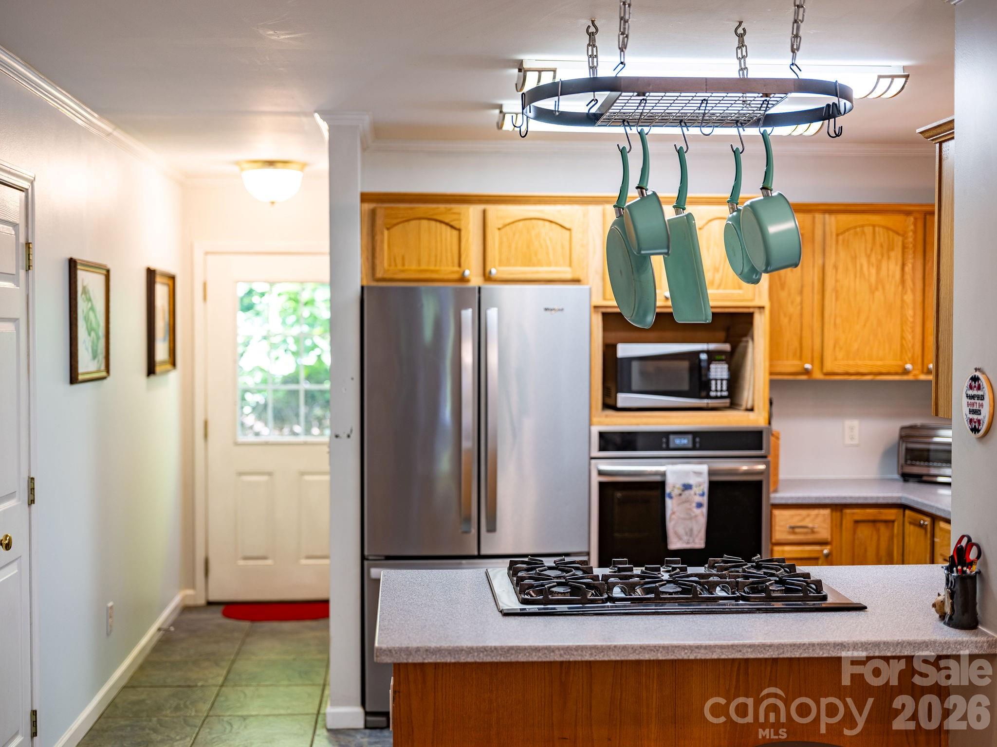 174 deep woods Trail — Canton