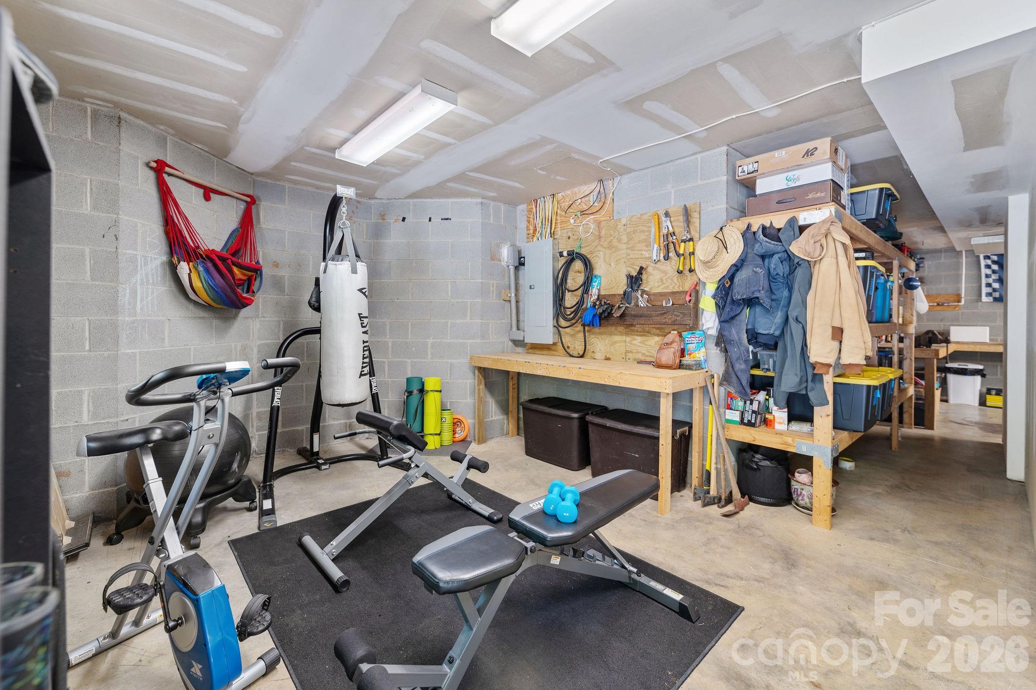 174 deep woods Trail — Canton