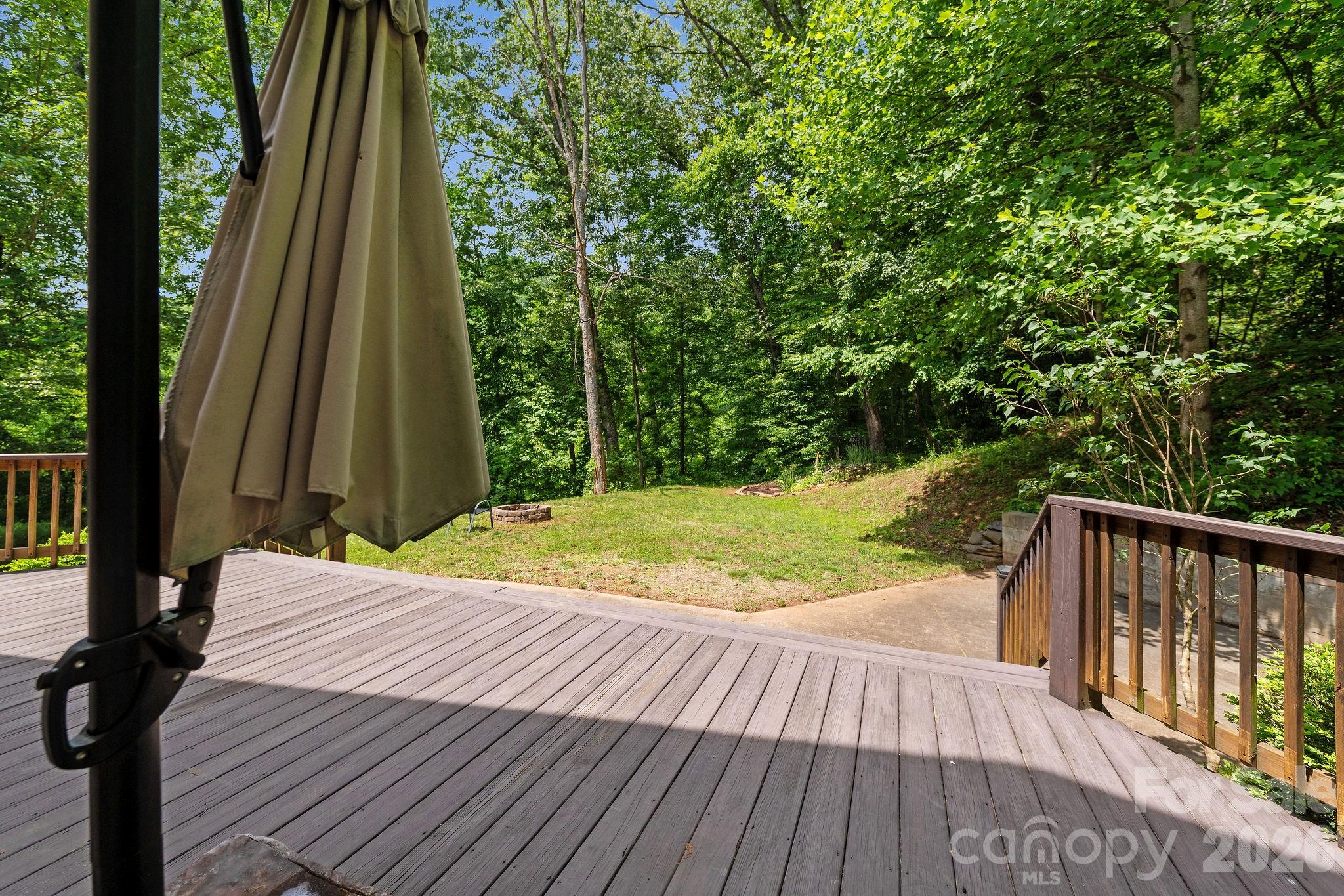 174 deep woods Trail — Canton