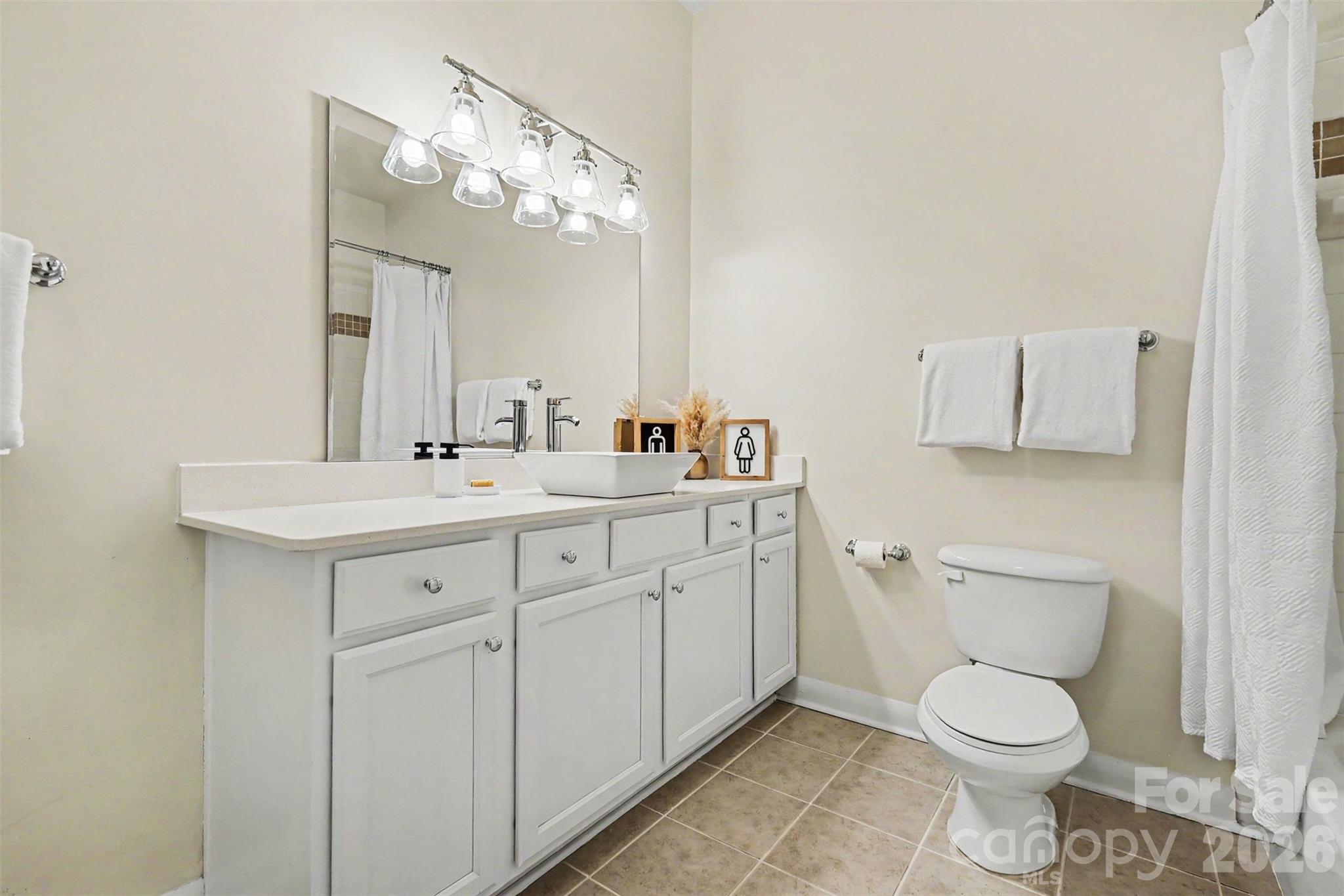450 New Bern Station Court — Charlotte