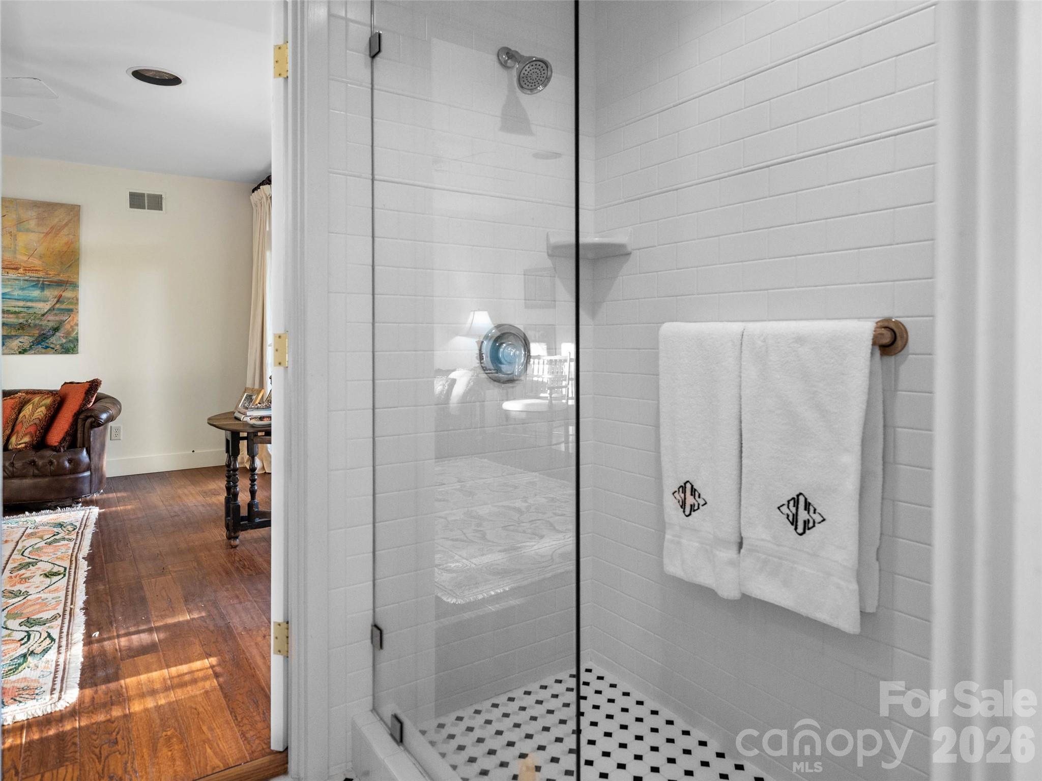 65 Crestwood Road — Asheville