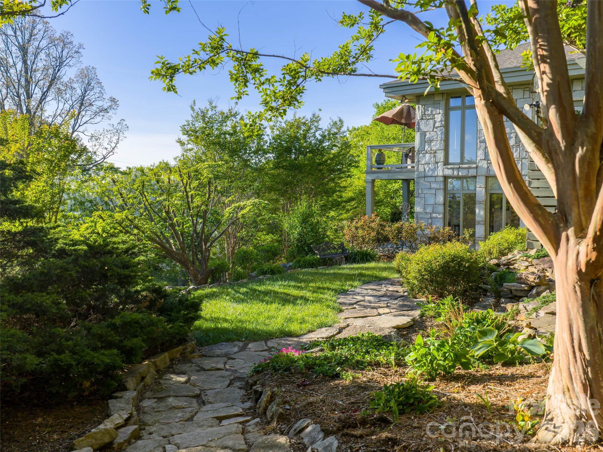 65 Crestwood Road — Asheville