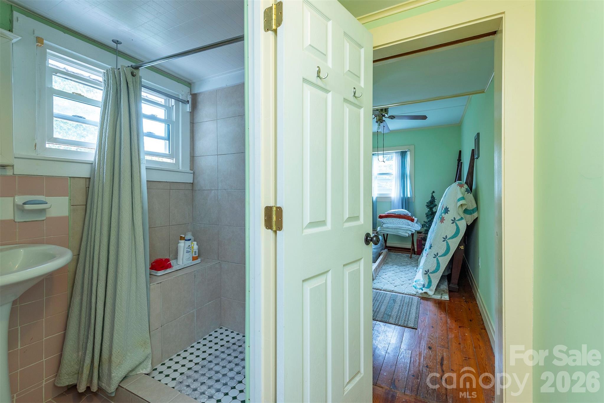 110 Enthoffer Street — Black Mountain