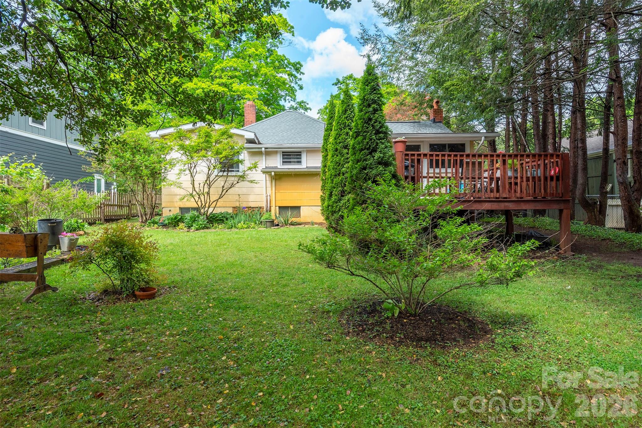 110 Enthoffer Street — Black Mountain