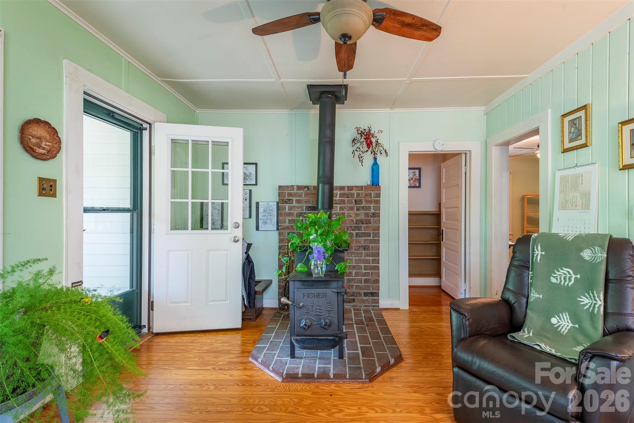 110 Enthoffer Street — Black Mountain