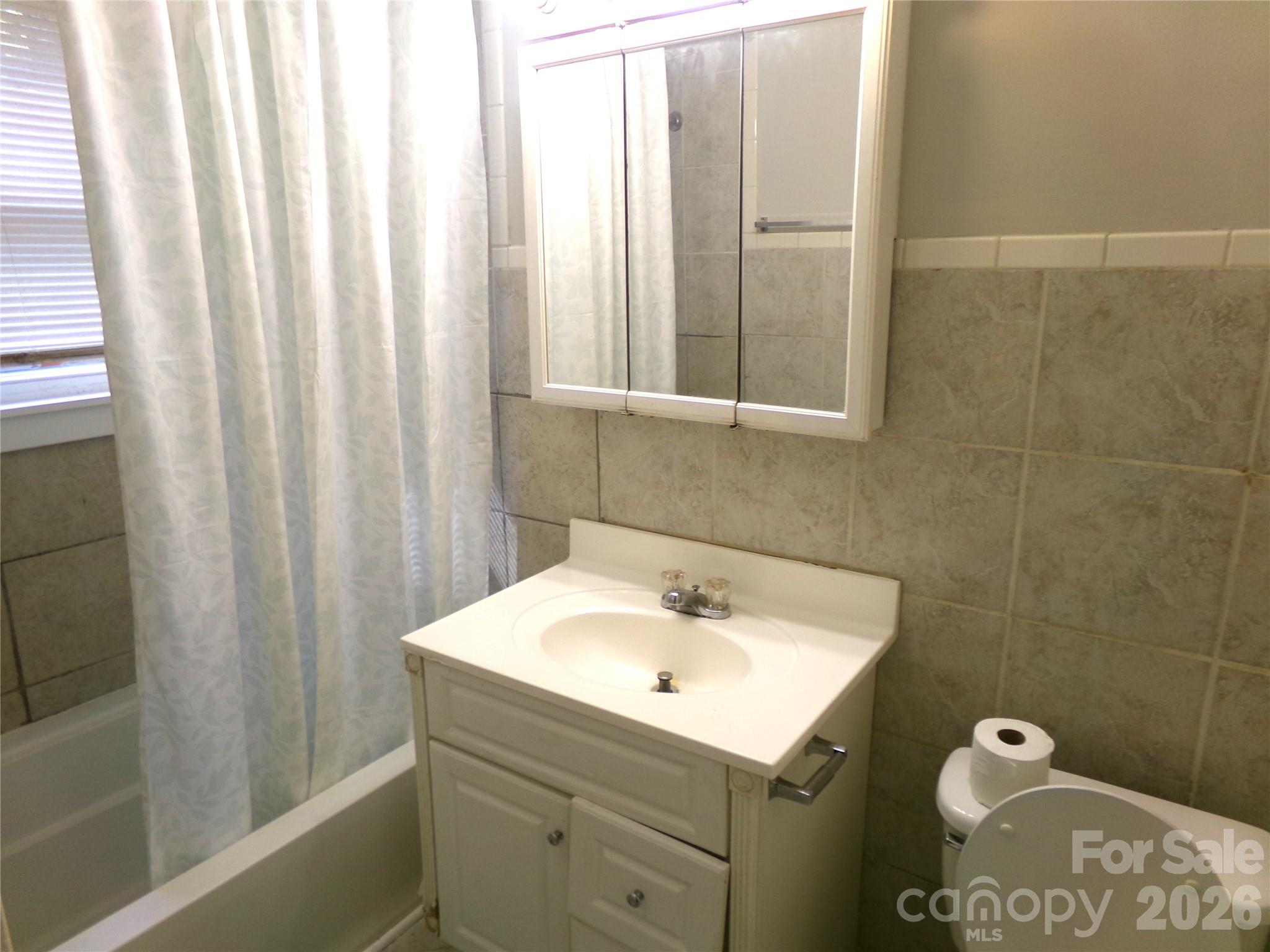 1014 E Main Street — Albemarle