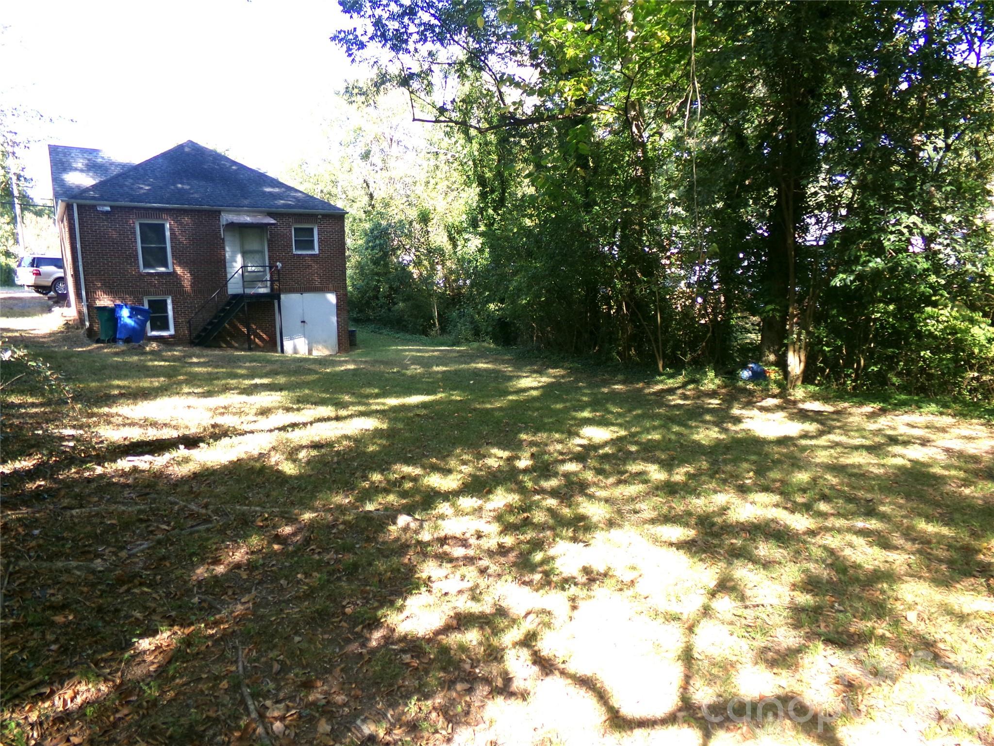 1014 E Main Street — Albemarle