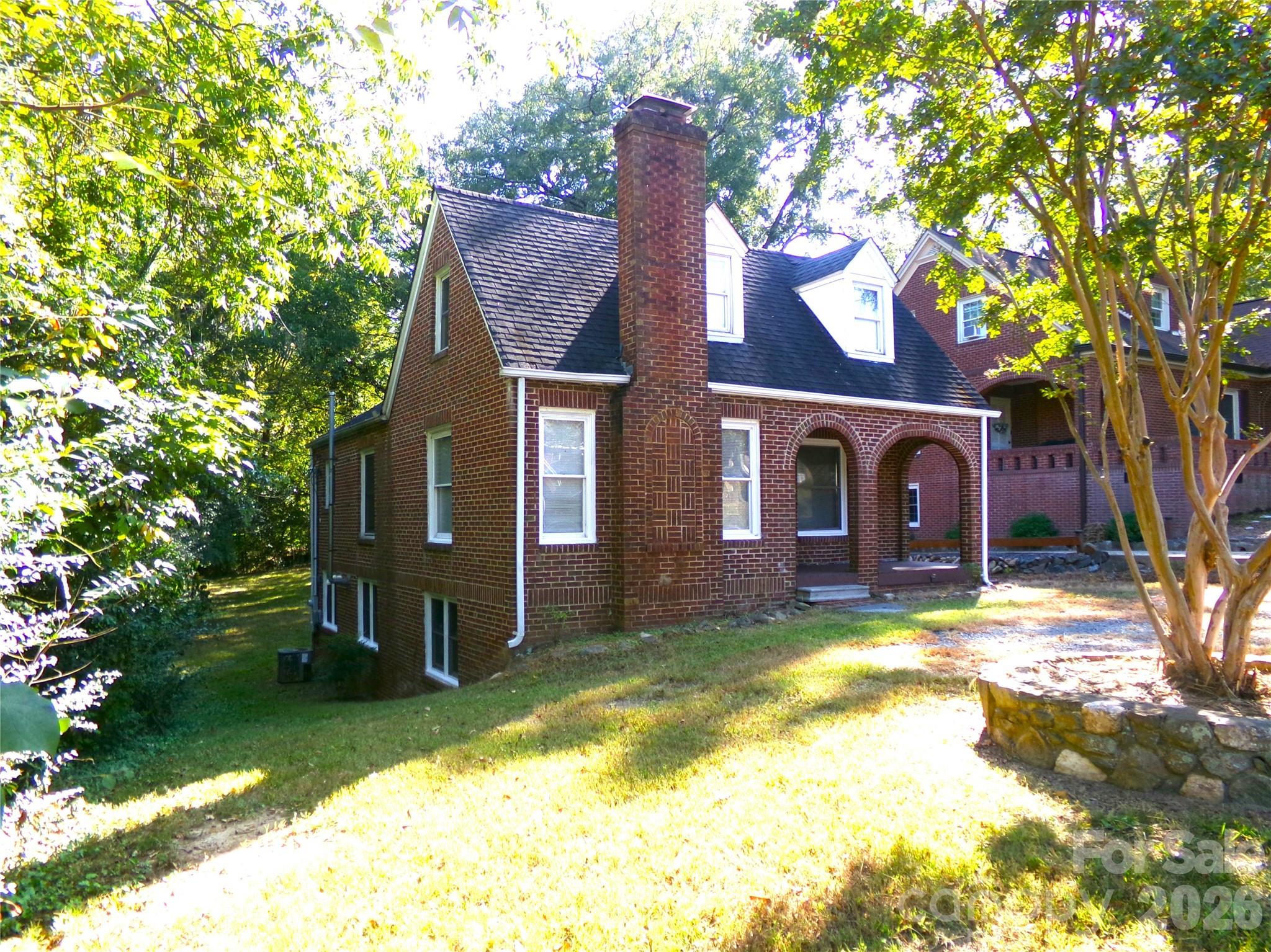 1014 E Main Street — Albemarle