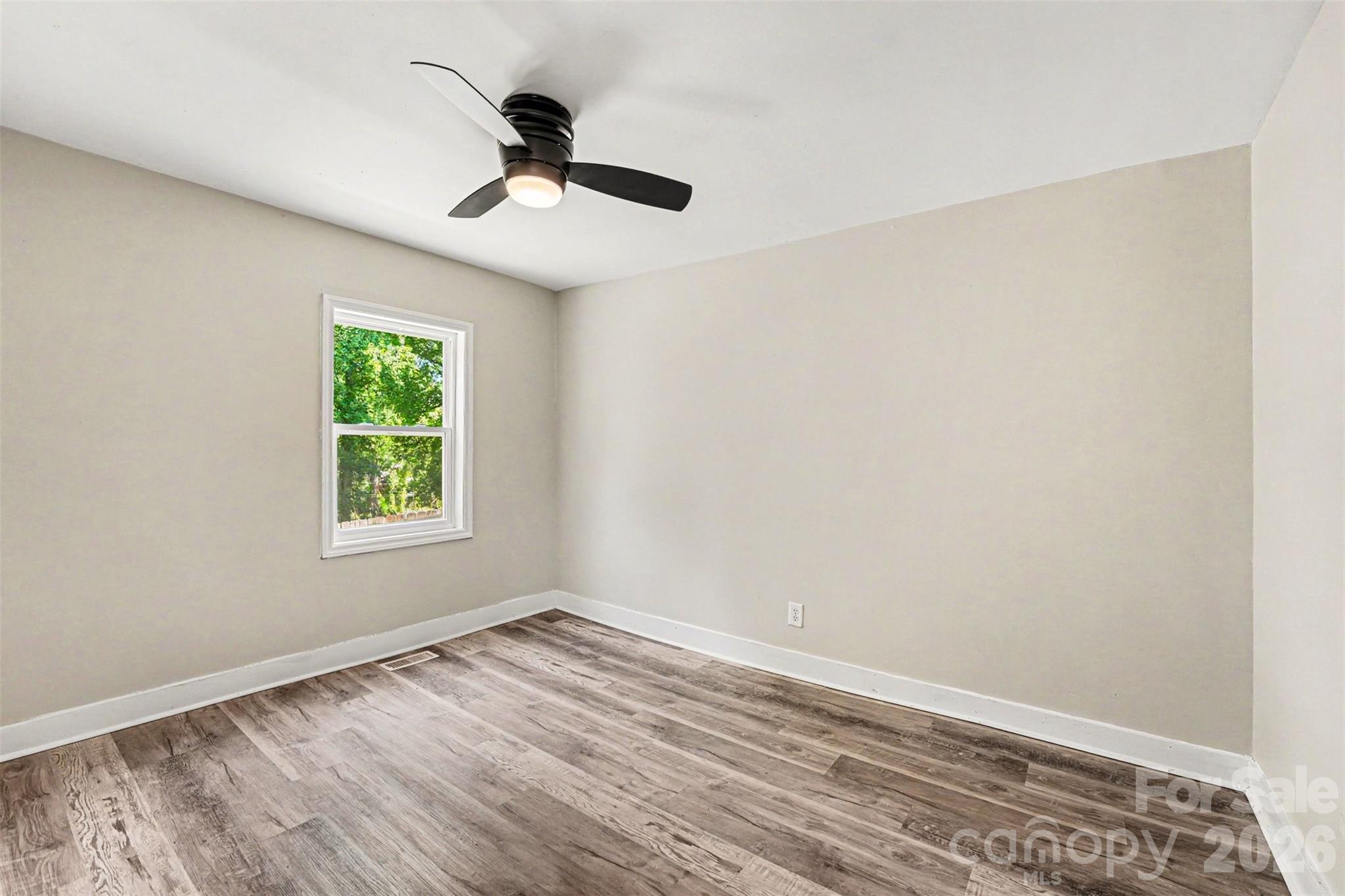 308 Alexander Street — Mooresville
