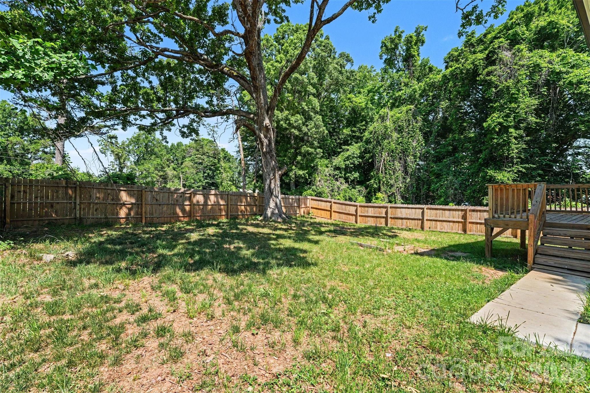 308 Alexander Street — Mooresville