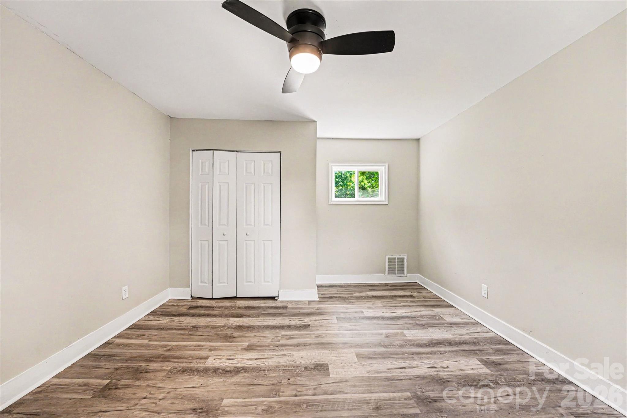 308 Alexander Street — Mooresville