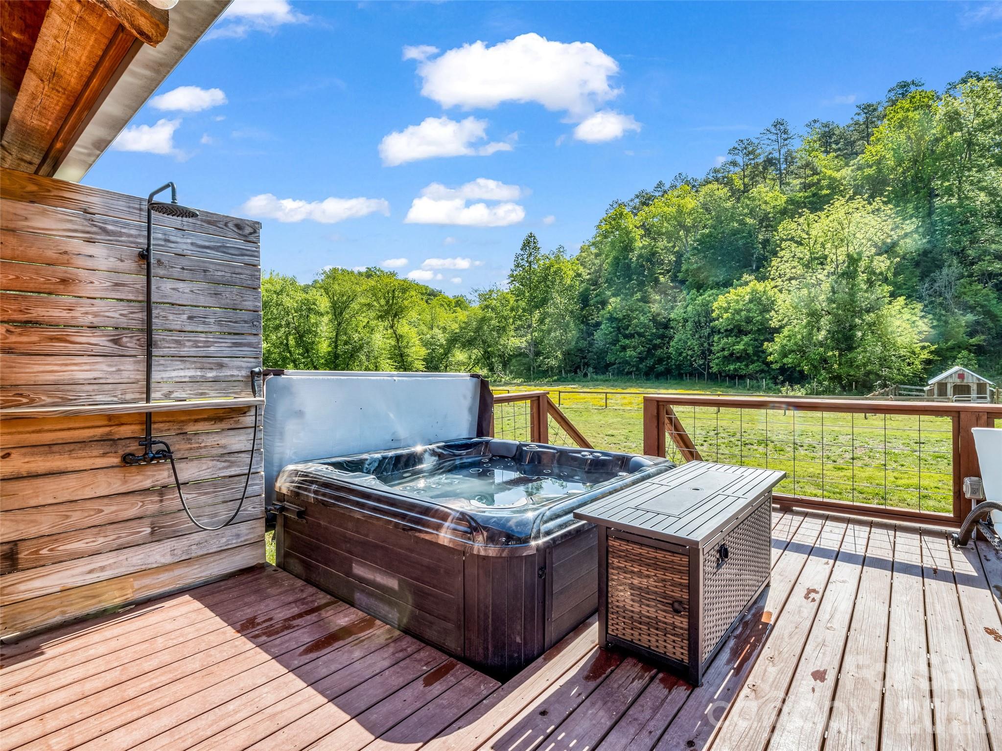 400 Calhoun Trail — Rutherfordton