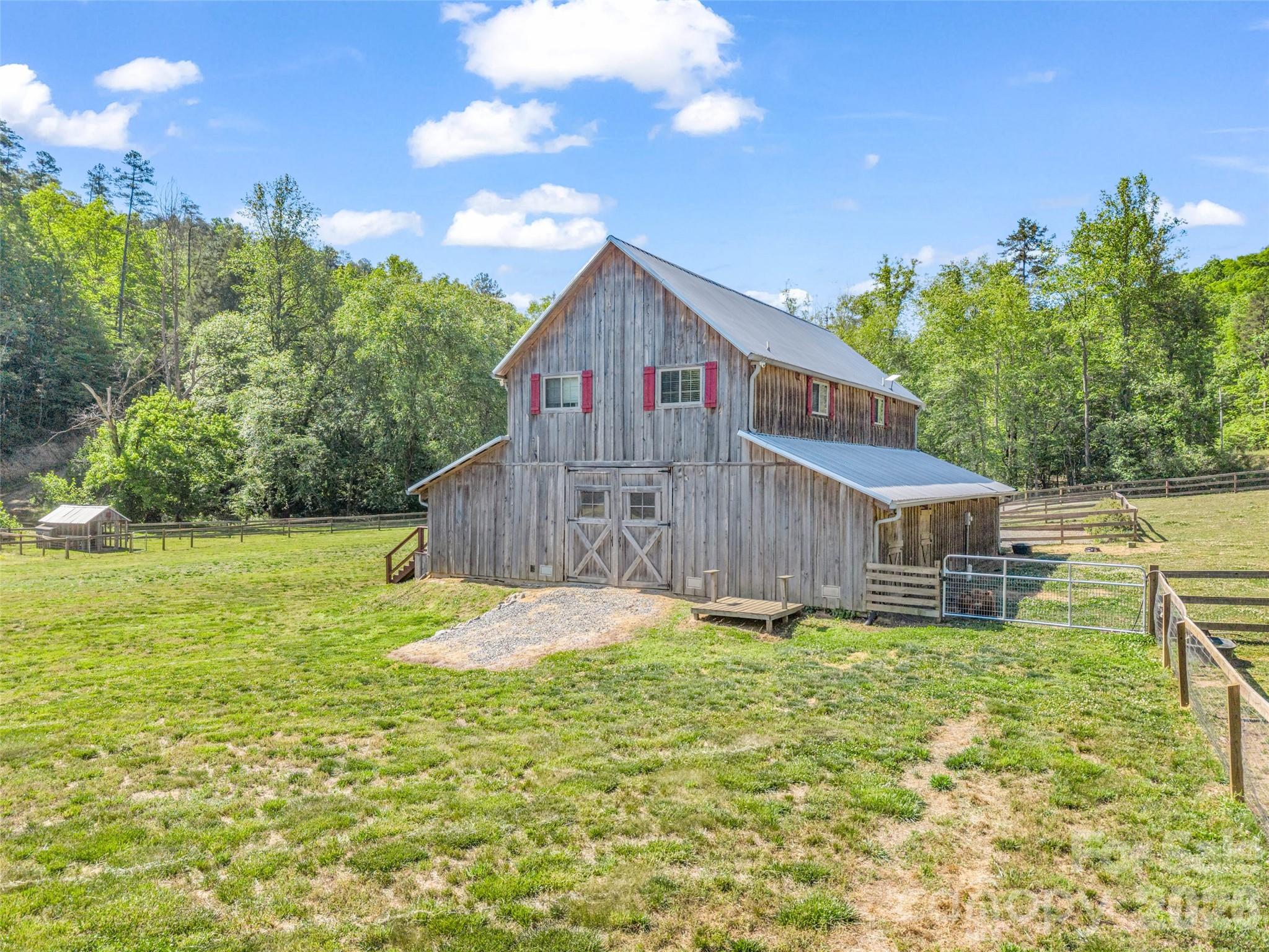 400 Calhoun Trail — Rutherfordton