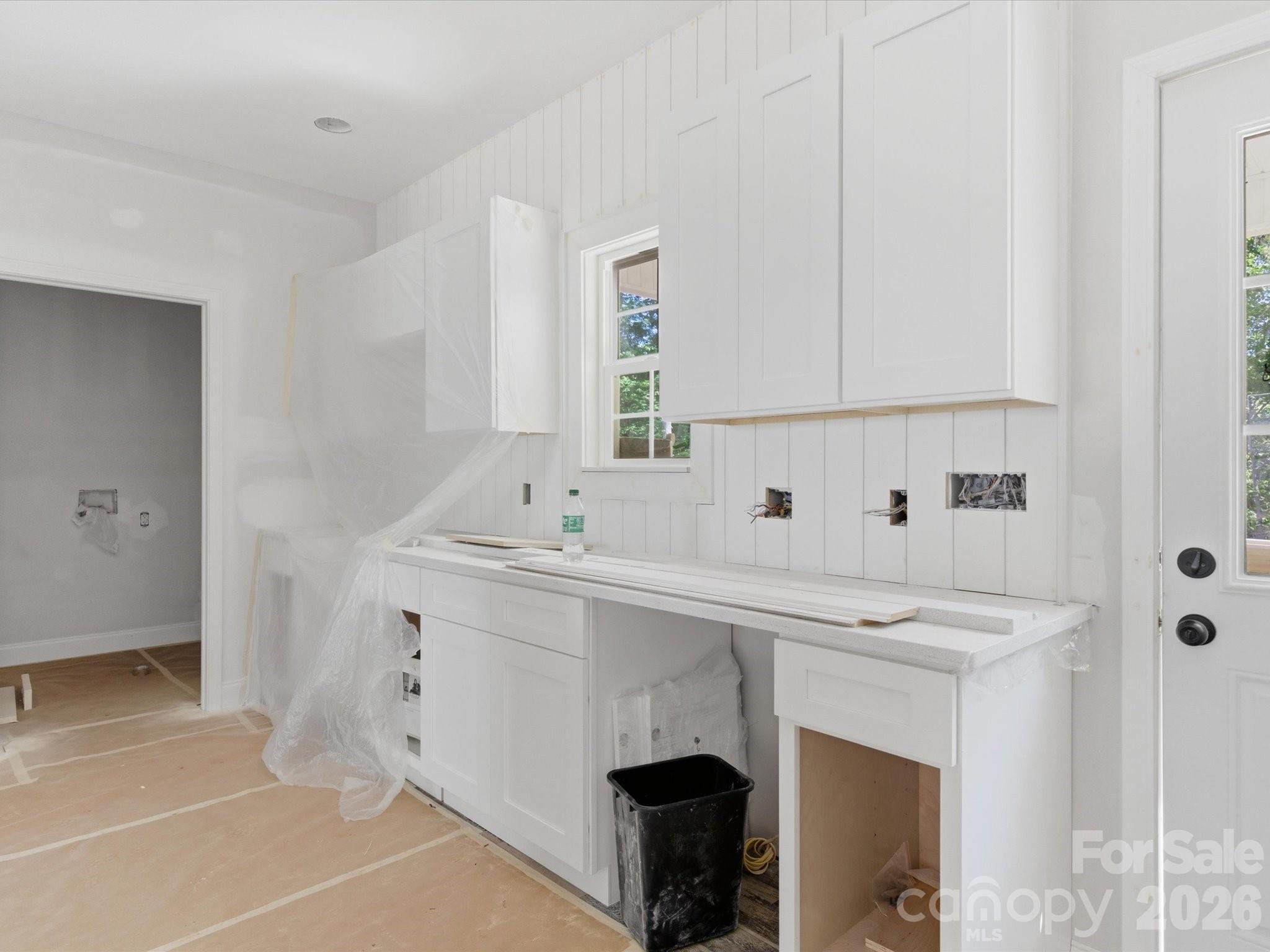 1222 Woodpecker Drive — Clover