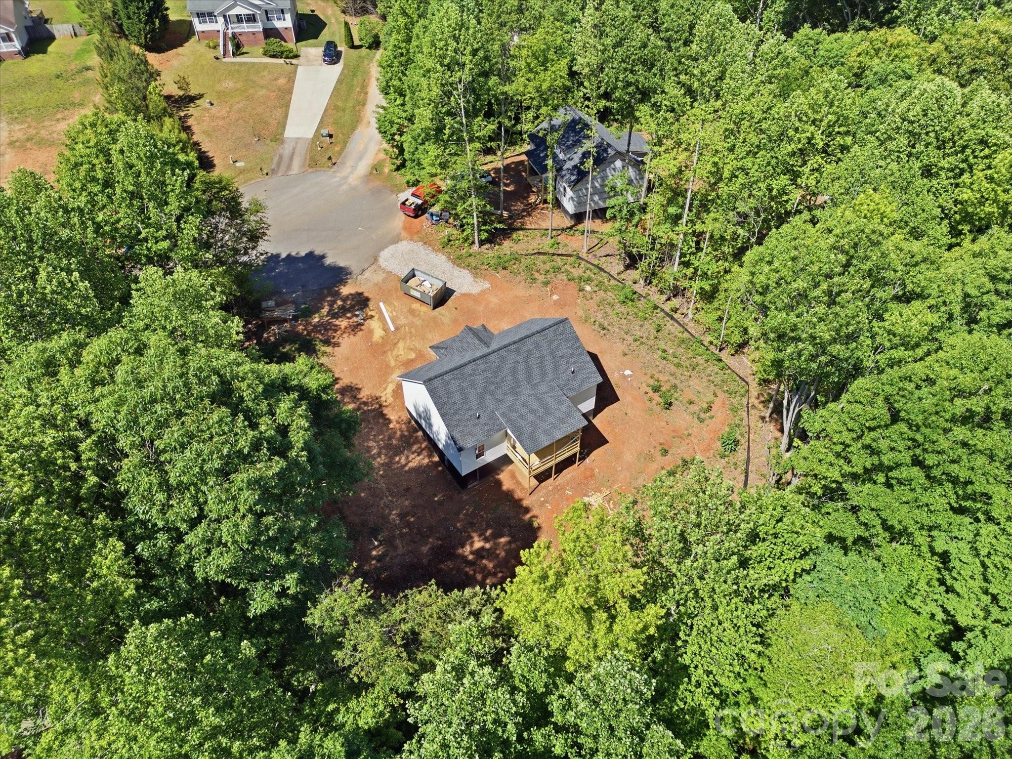 1222 Woodpecker Drive — Clover