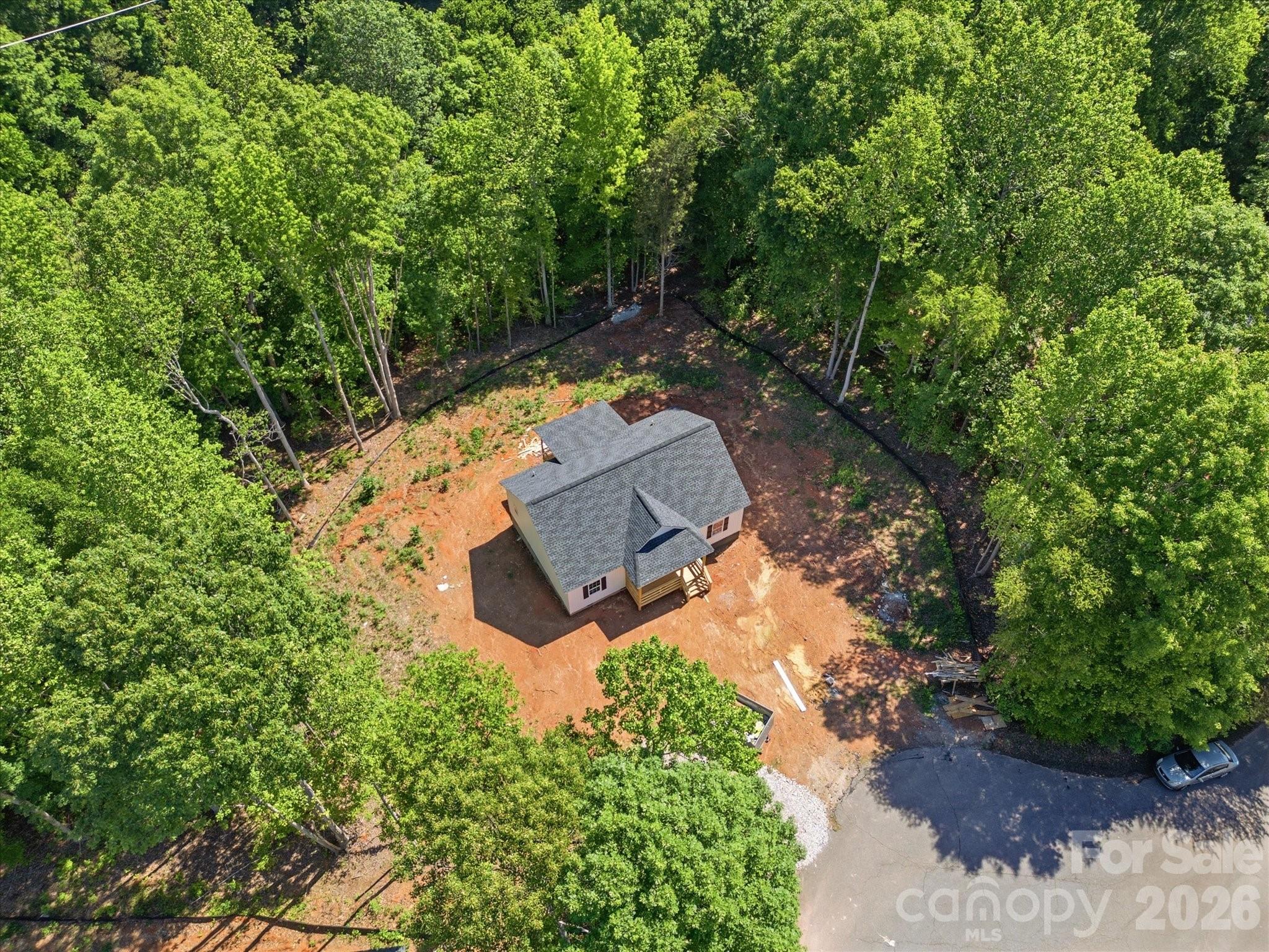 1222 Woodpecker Drive — Clover