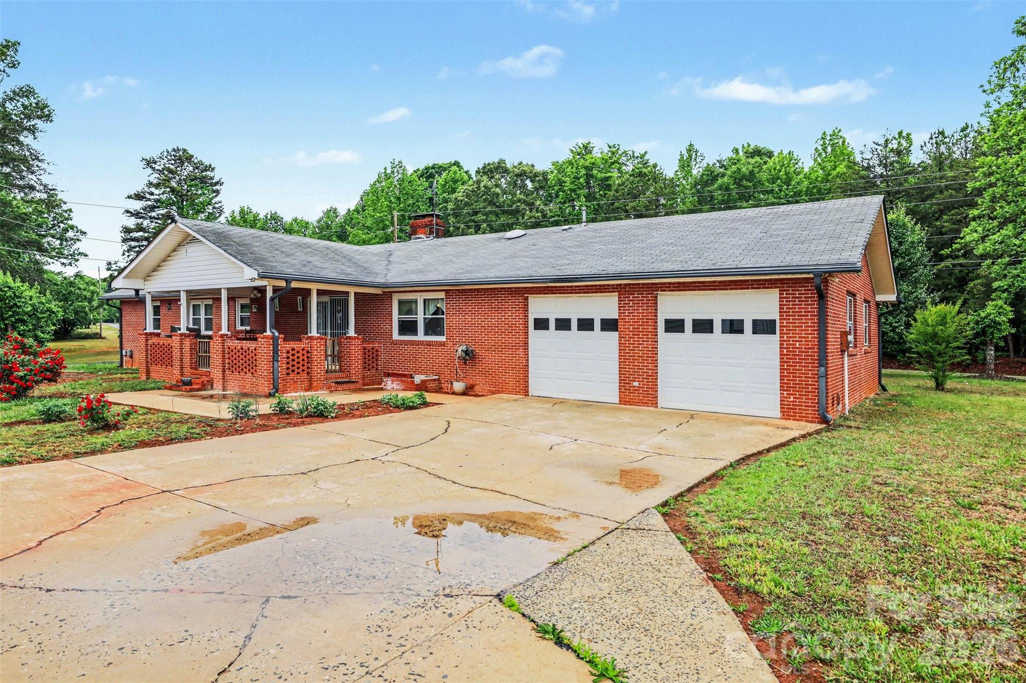 105 Fox Fire Run — Gastonia