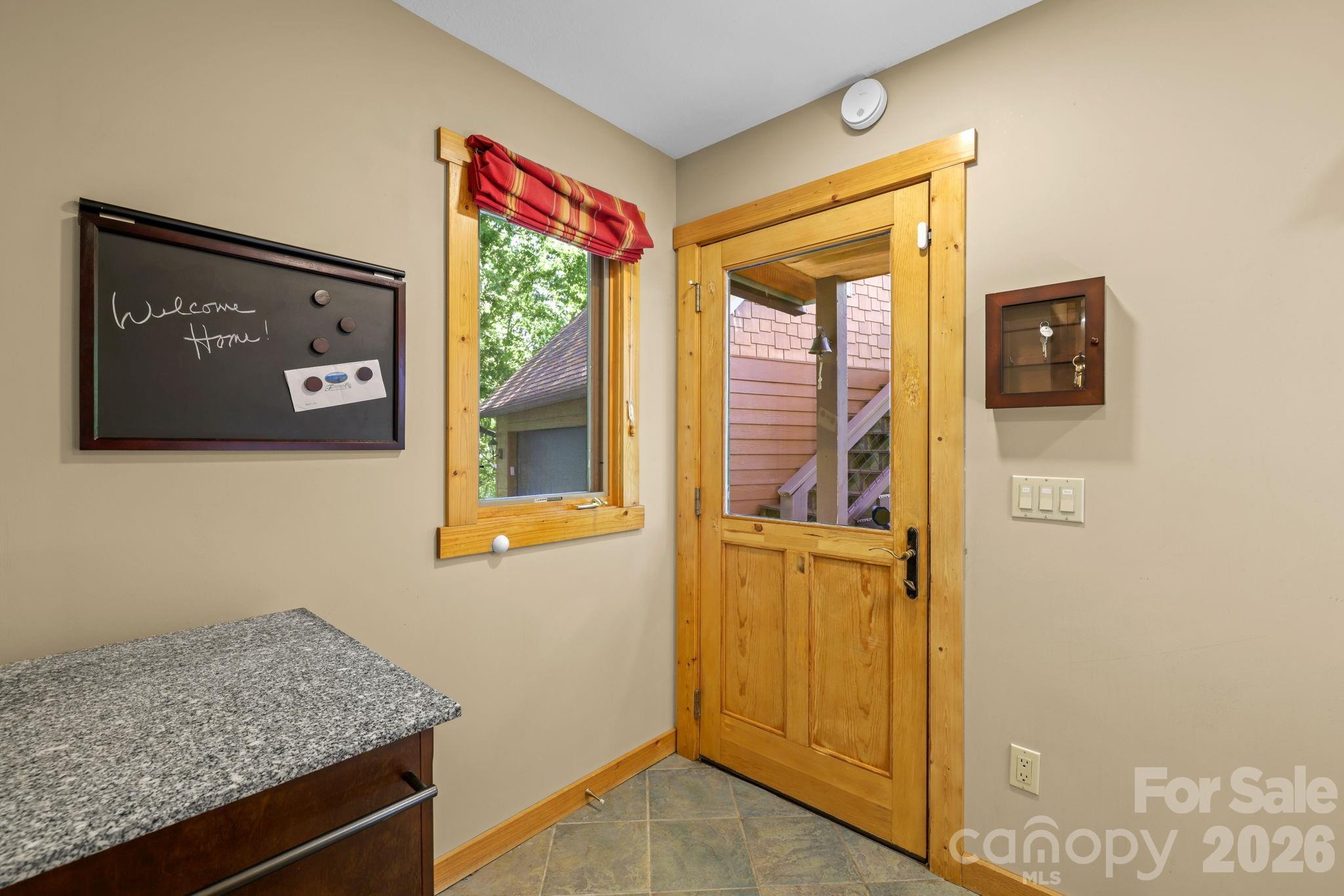 167 Wild Orchid Trail — Bryson City