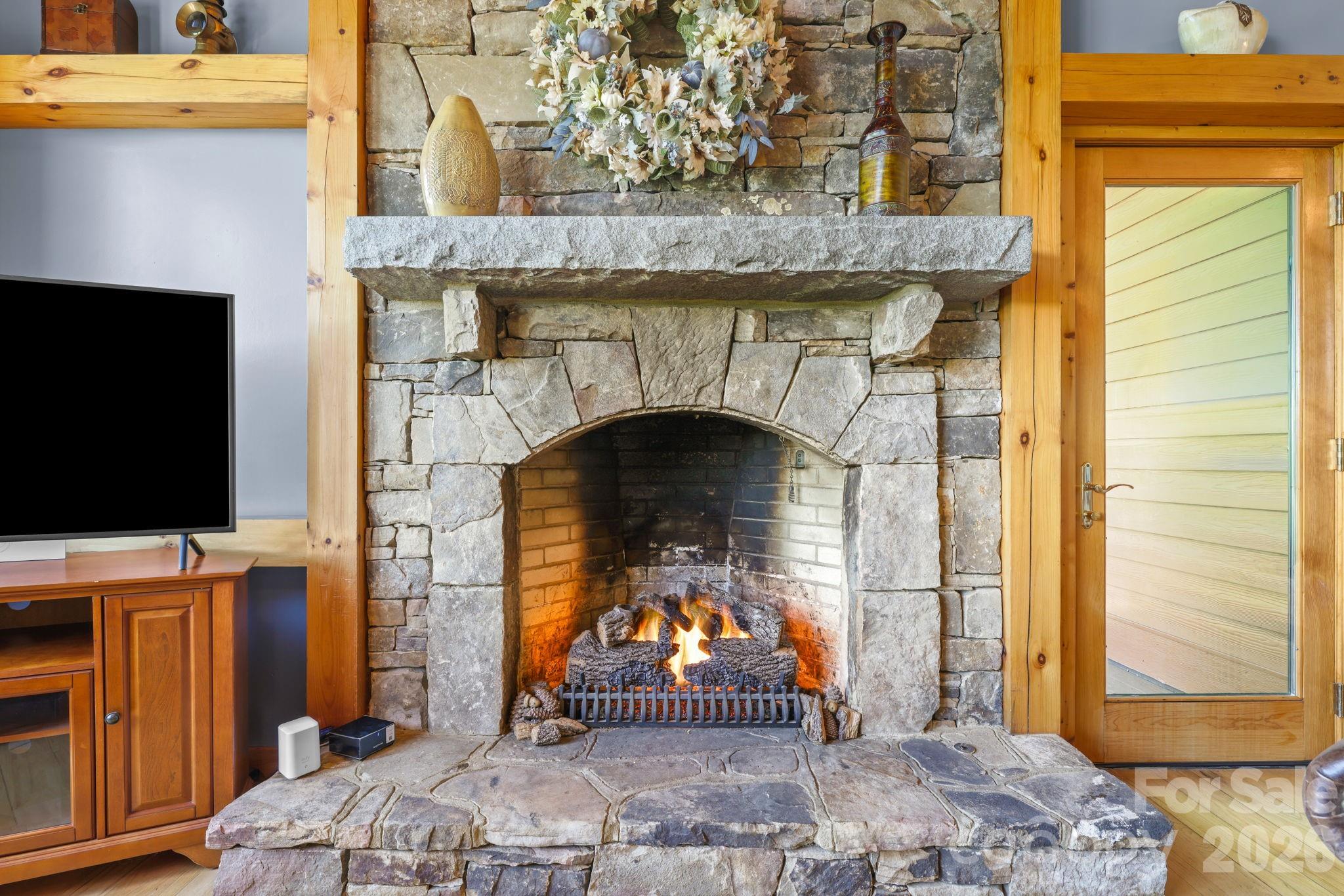 167 Wild Orchid Trail — Bryson City