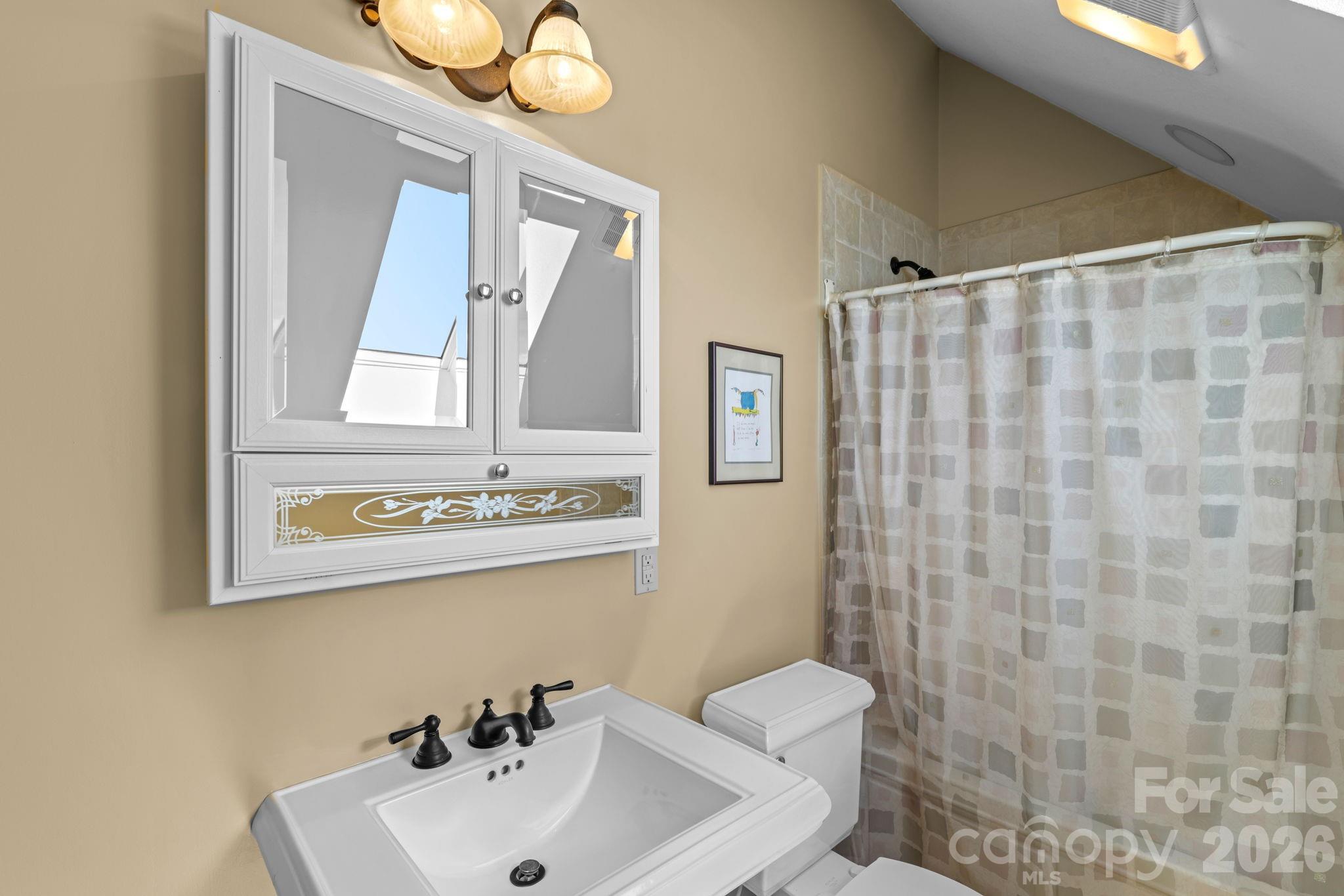 167 Wild Orchid Trail — Bryson City