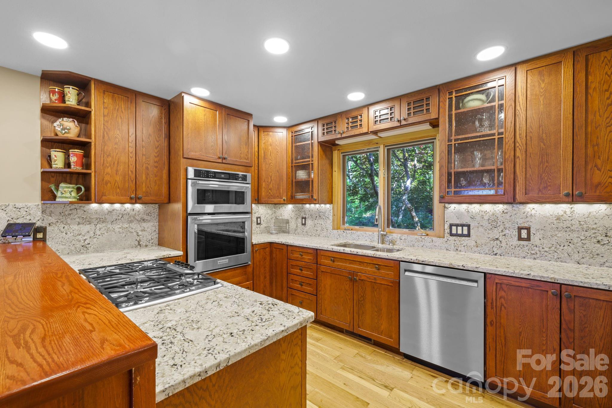 167 Wild Orchid Trail — Bryson City
