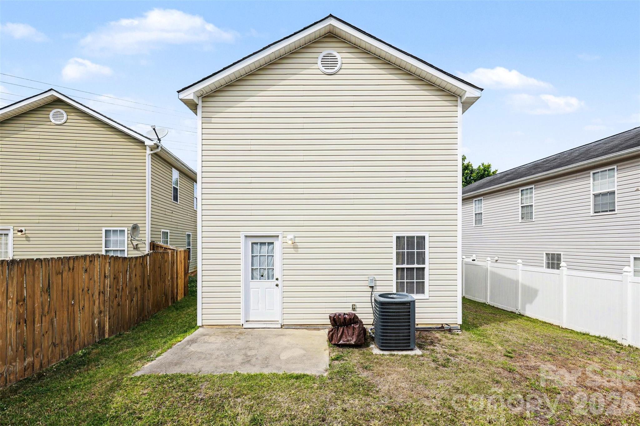 306 Cayman Way — Charlotte
