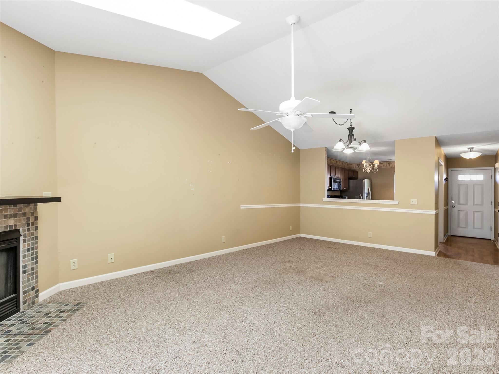 1704 Deermouse Way — Hendersonville