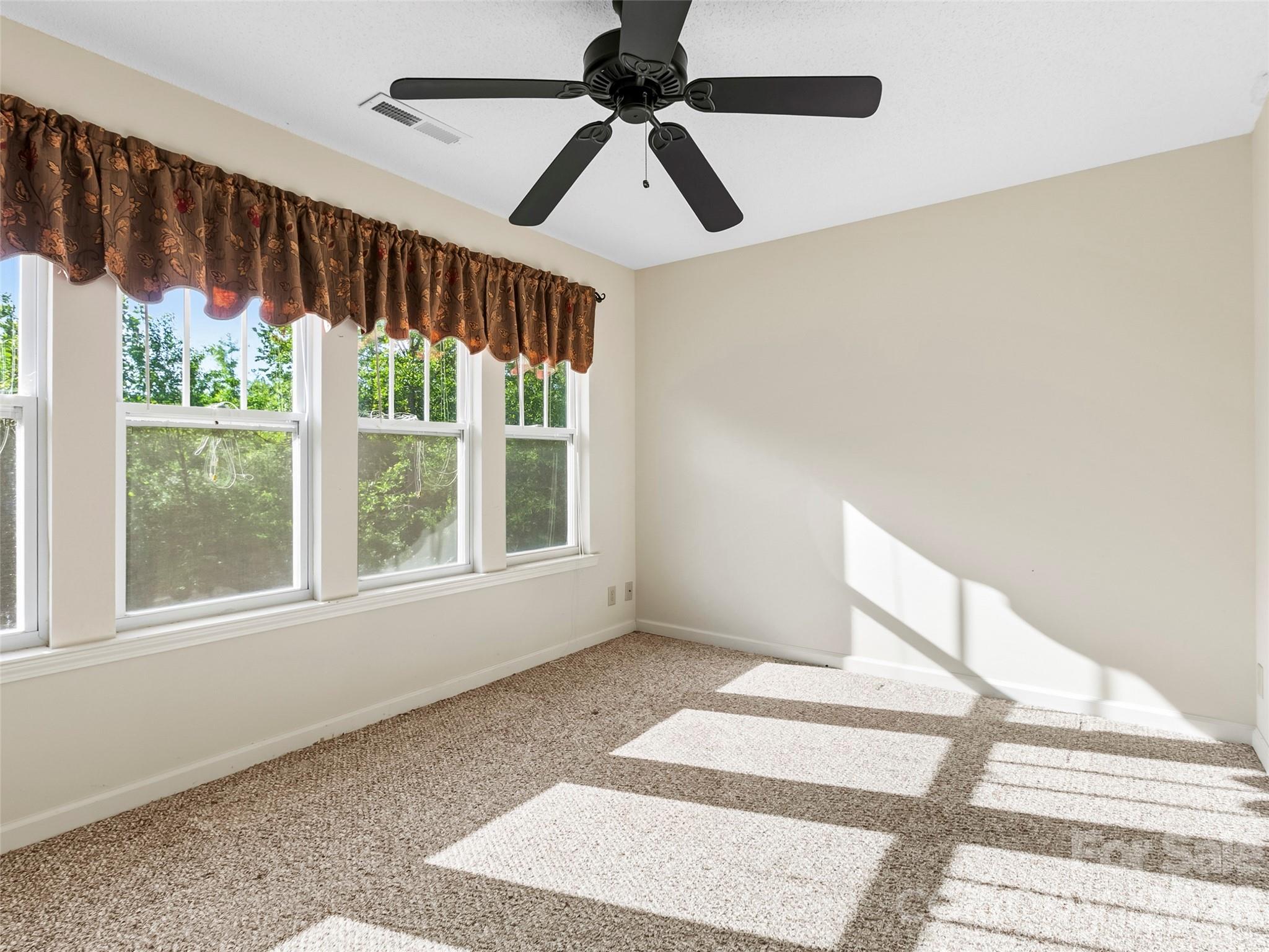 1704 Deermouse Way — Hendersonville