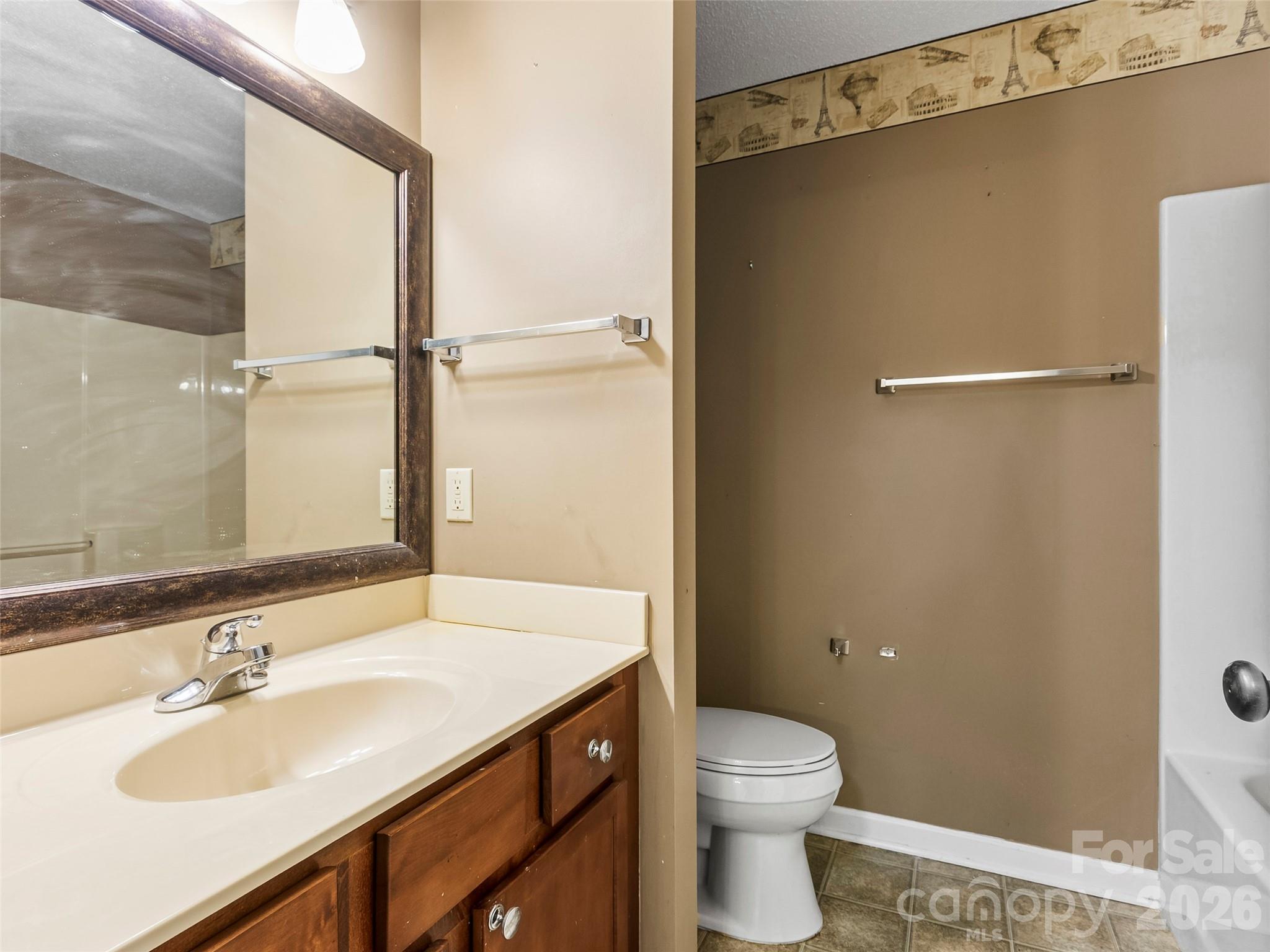 1704 Deermouse Way — Hendersonville
