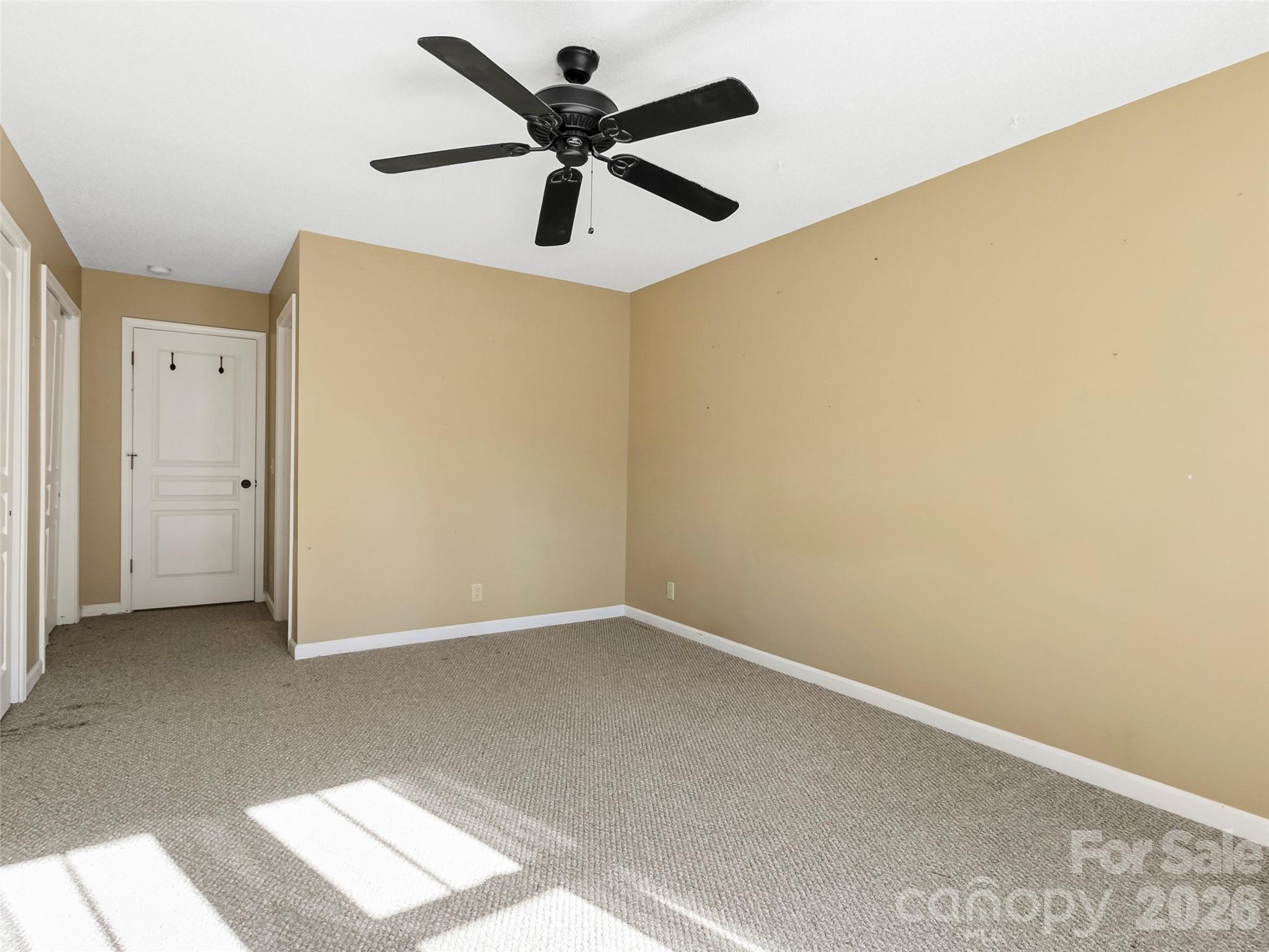 1704 Deermouse Way — Hendersonville
