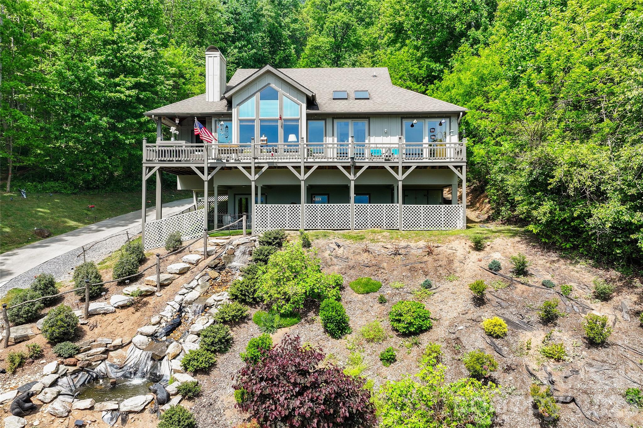 266 Hawks Crest Drive — Waynesville