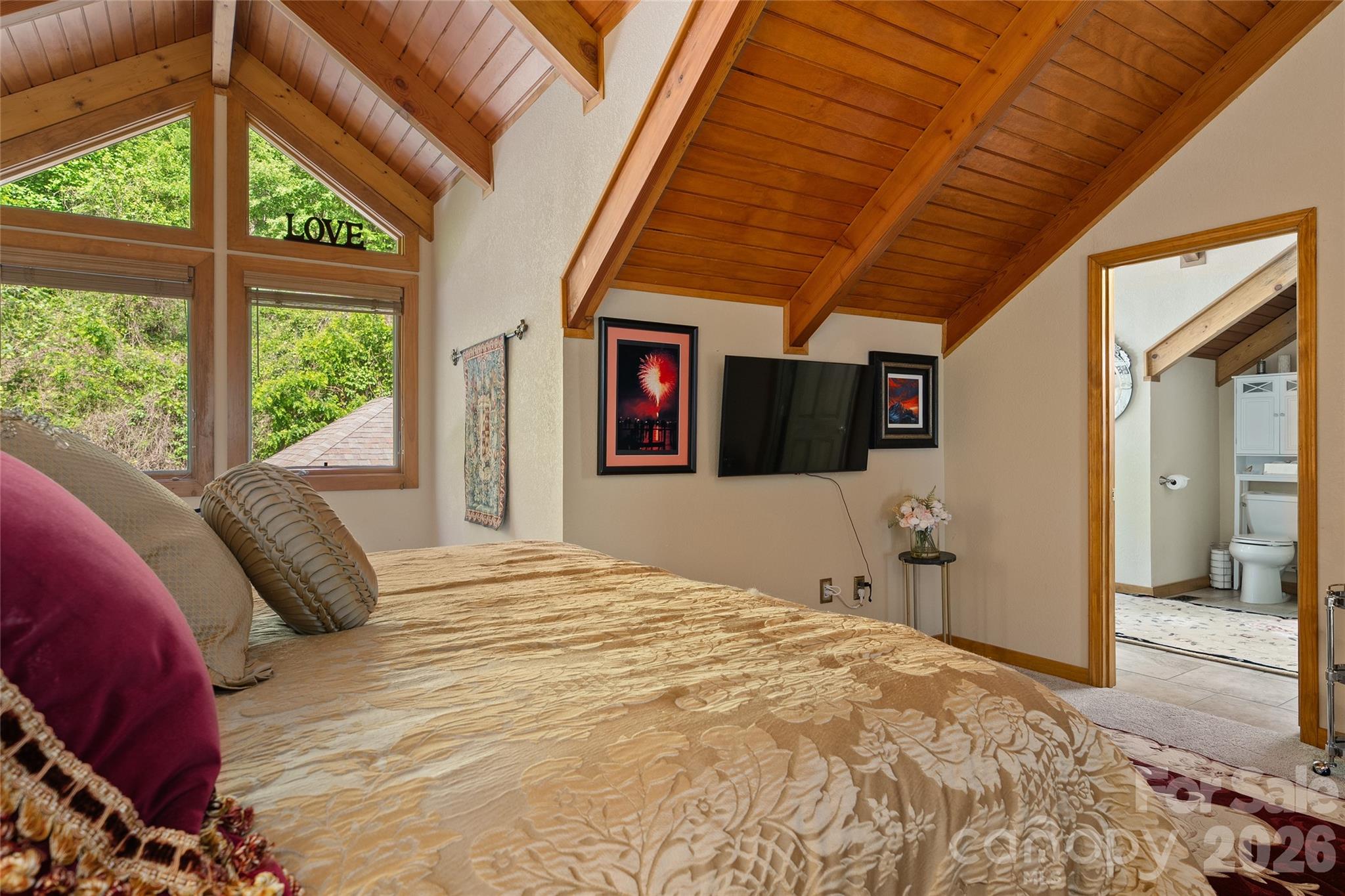 266 Hawks Crest Drive — Waynesville