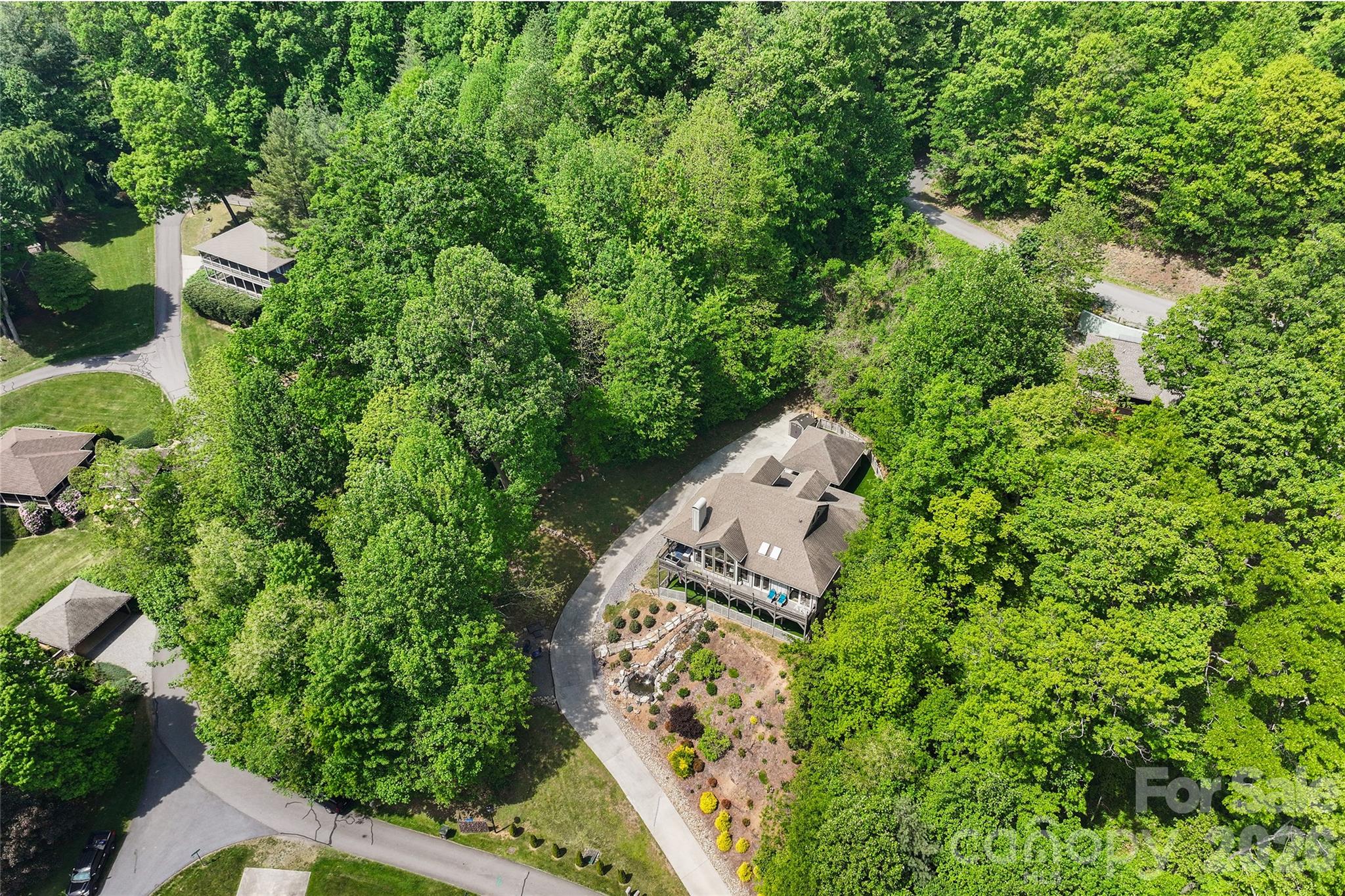 266 Hawks Crest Drive — Waynesville