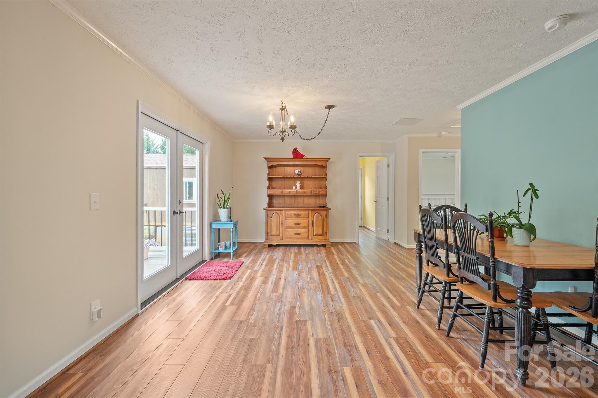 2517 Horseshoe Road — Westfield